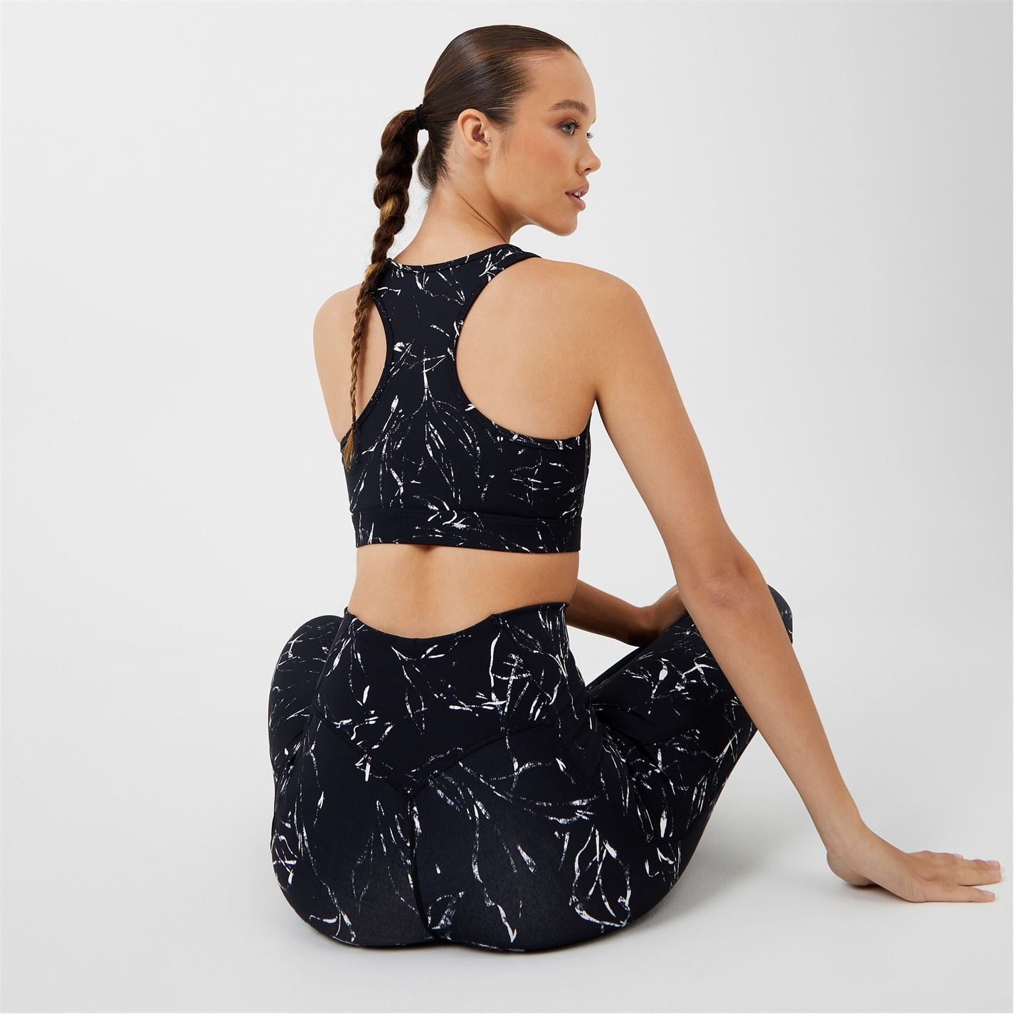 USA Pro Core Racer Back Sports Bra Ladies