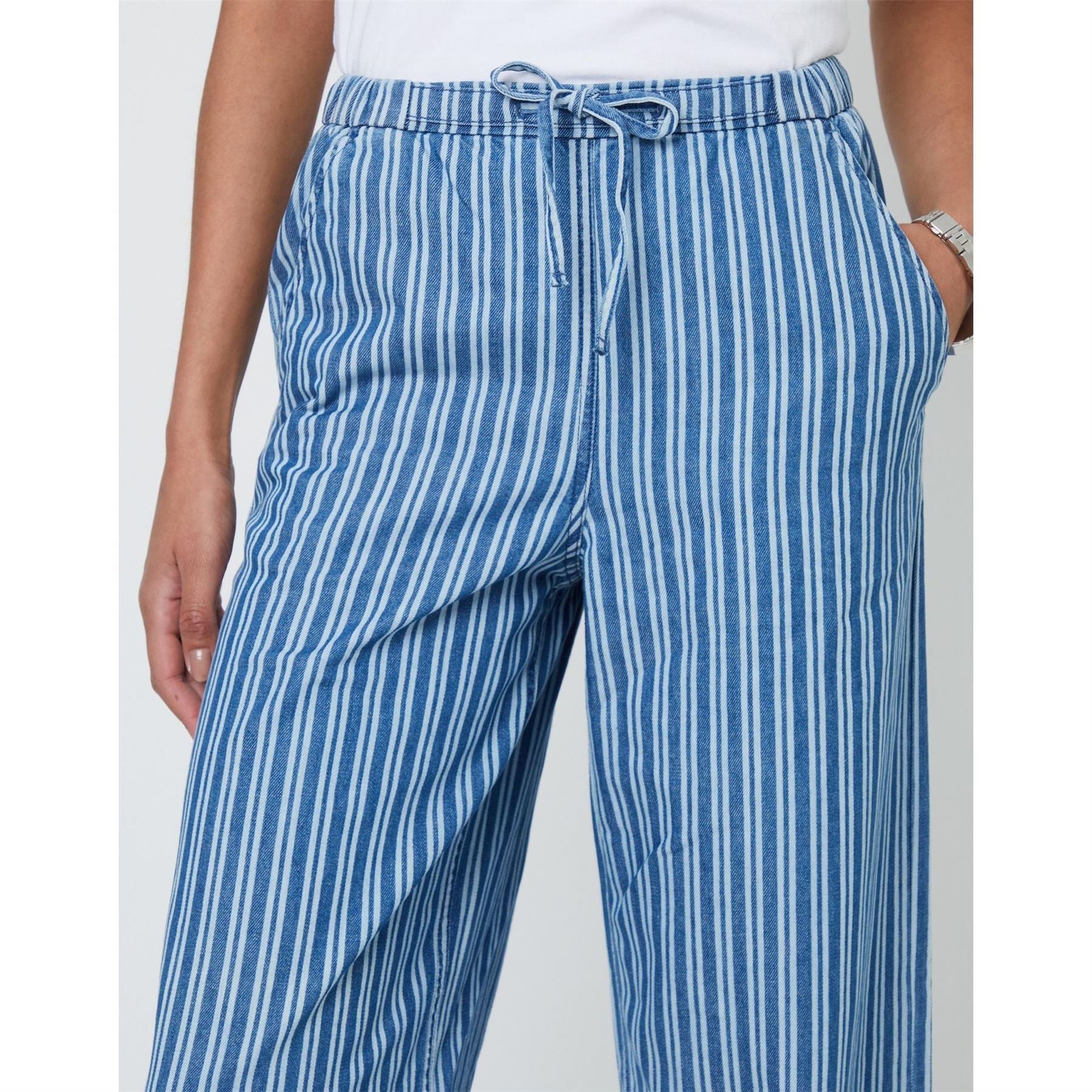 Threadbare Petite Straight Leg Jeans