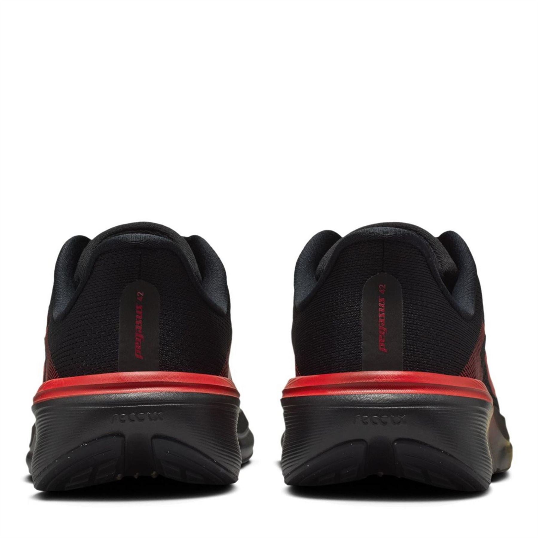 Nike Pegasis 42 Every Day Running Shoes