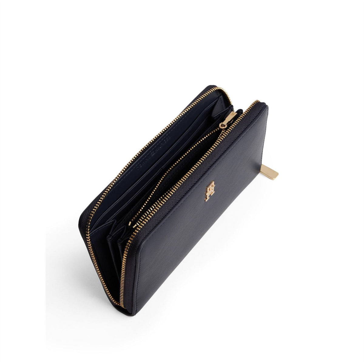 Tommy Hilfiger Zip Around Purse