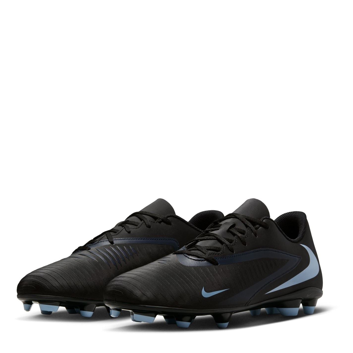 Nike Phantom 6 Low Club Adults Firm Ground Football Boots