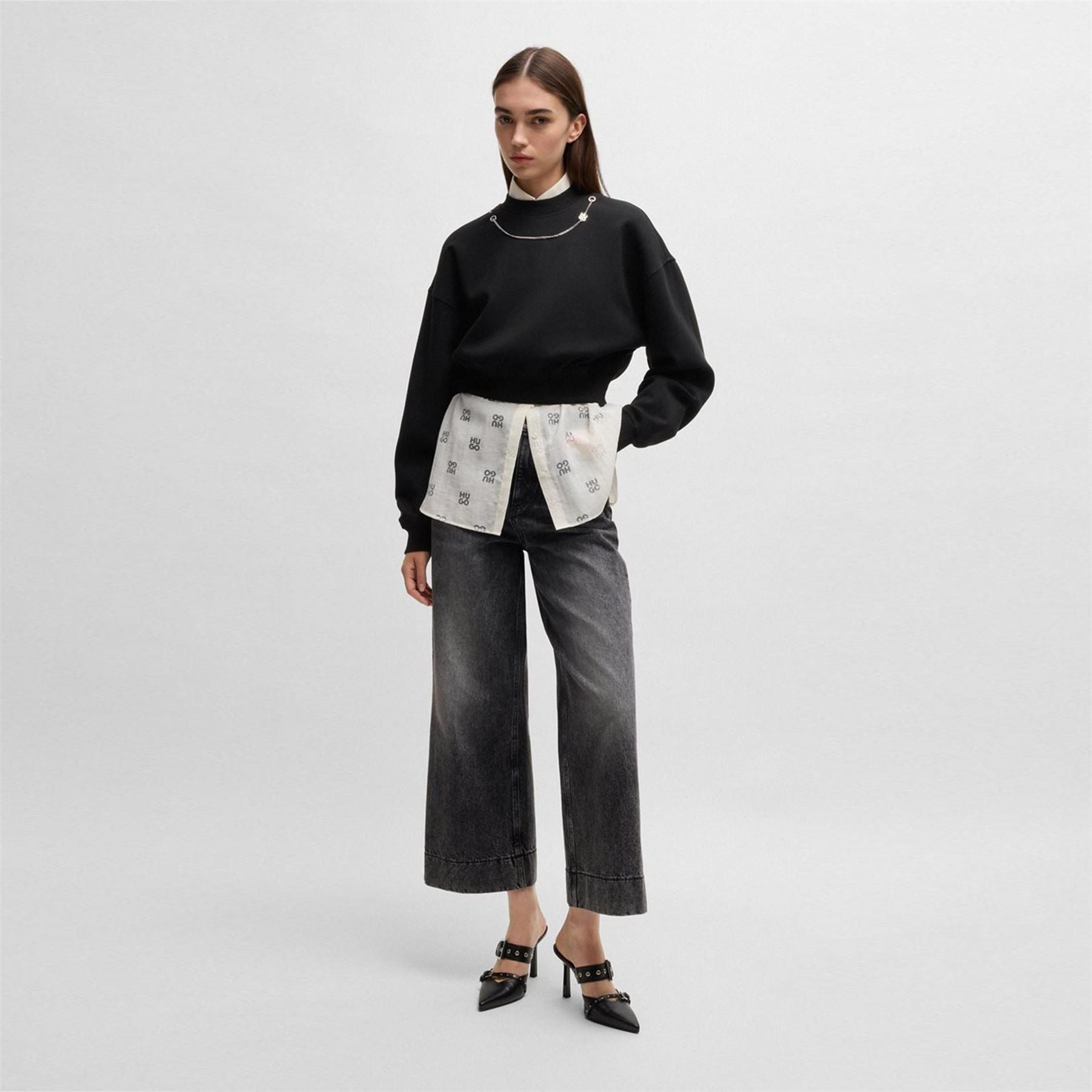 Hugo Cropped Crew Neck Regular Fit Sweater