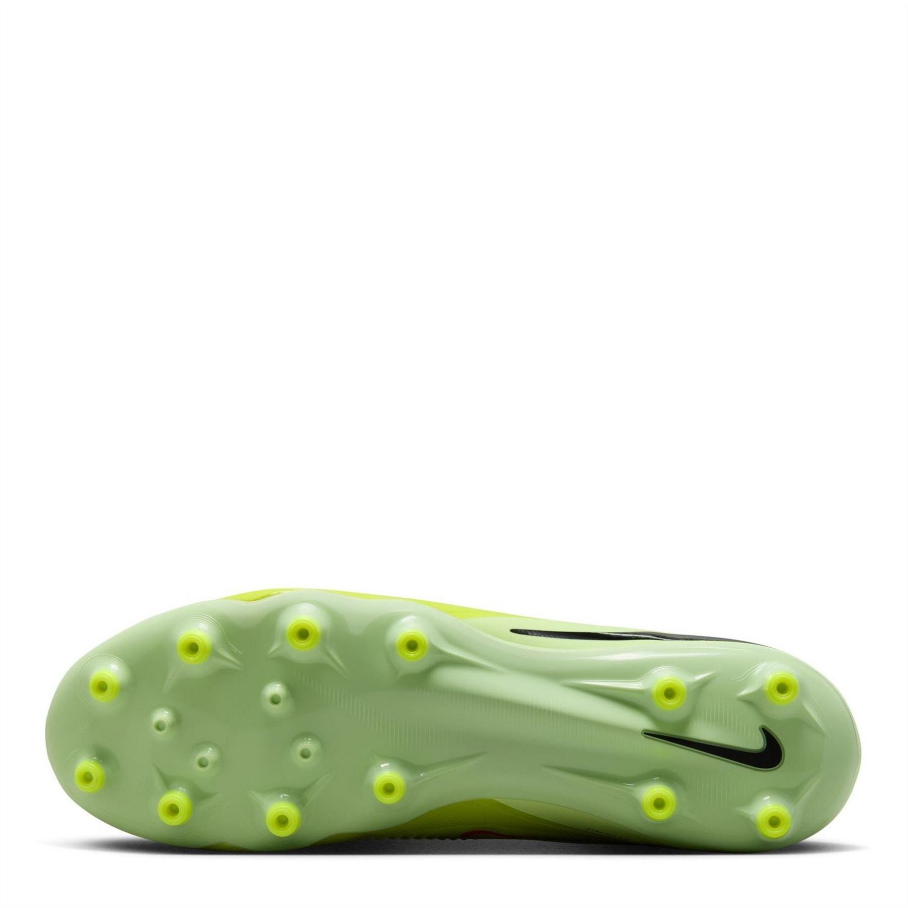 Nike Phantom 6 Pro Adults Astro Turf Football Boots