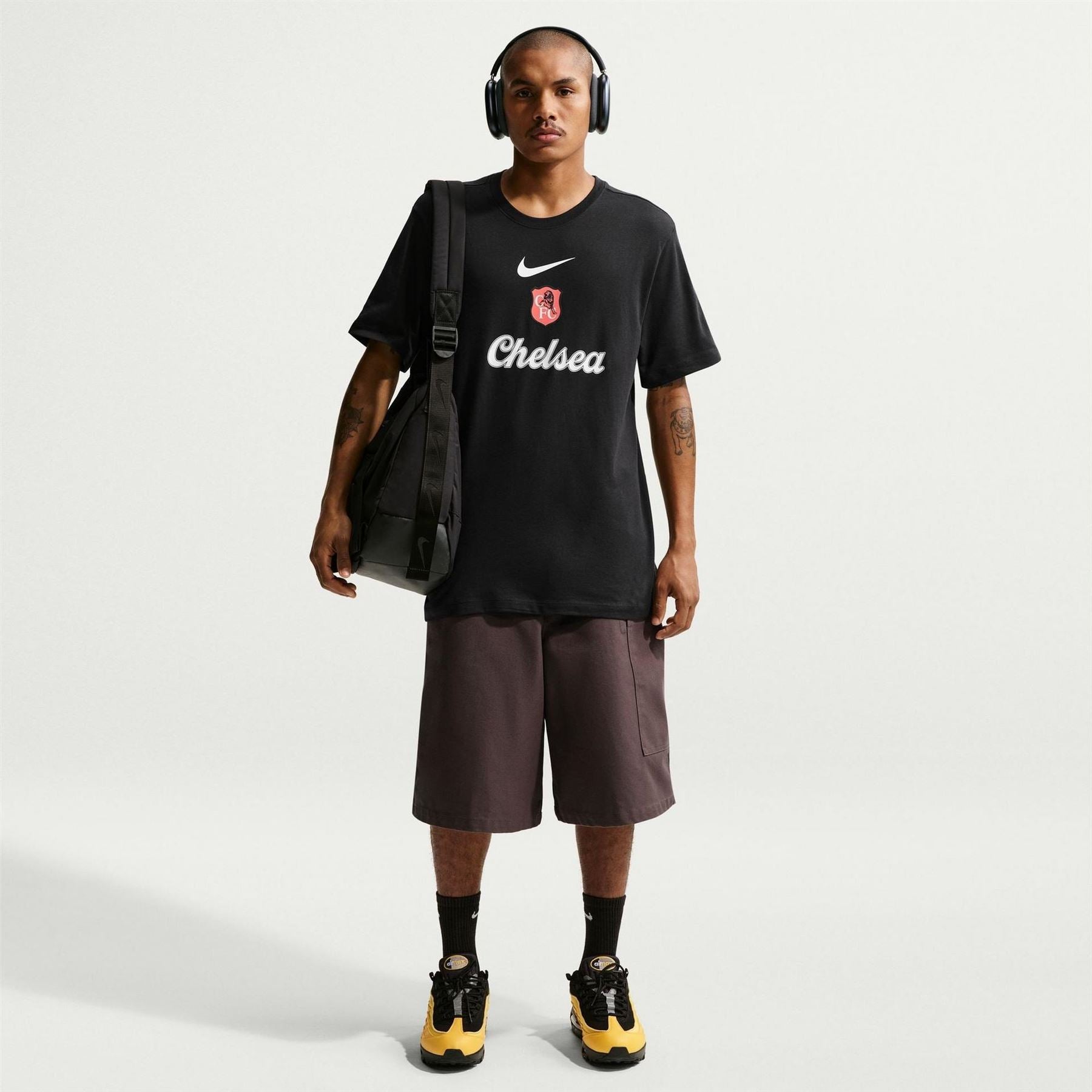 Nike Nike Chelsea Crest T Shirt 25 26