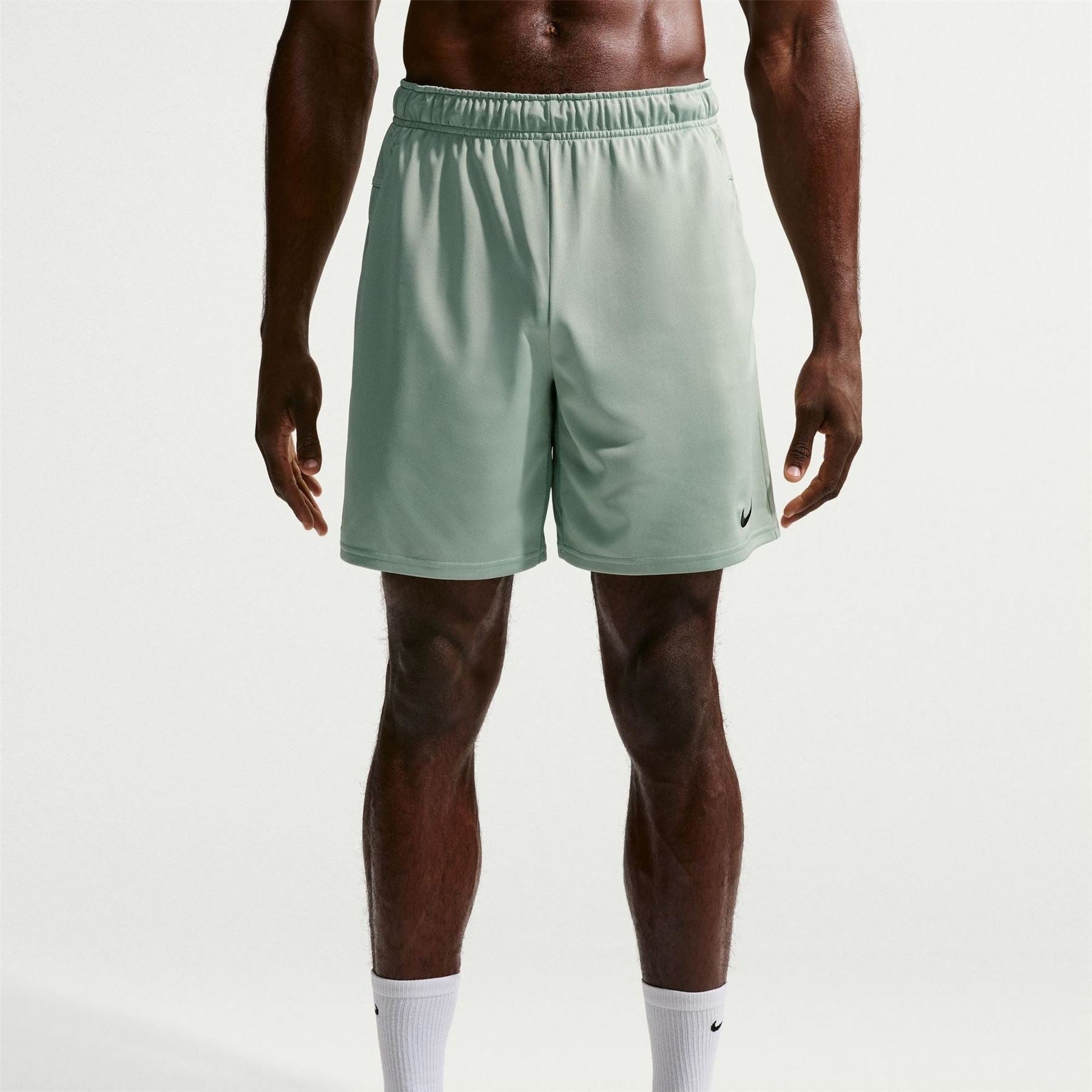 Nike Mens Dri Fit Totality 7 Unlined Knit Fitness Shorts