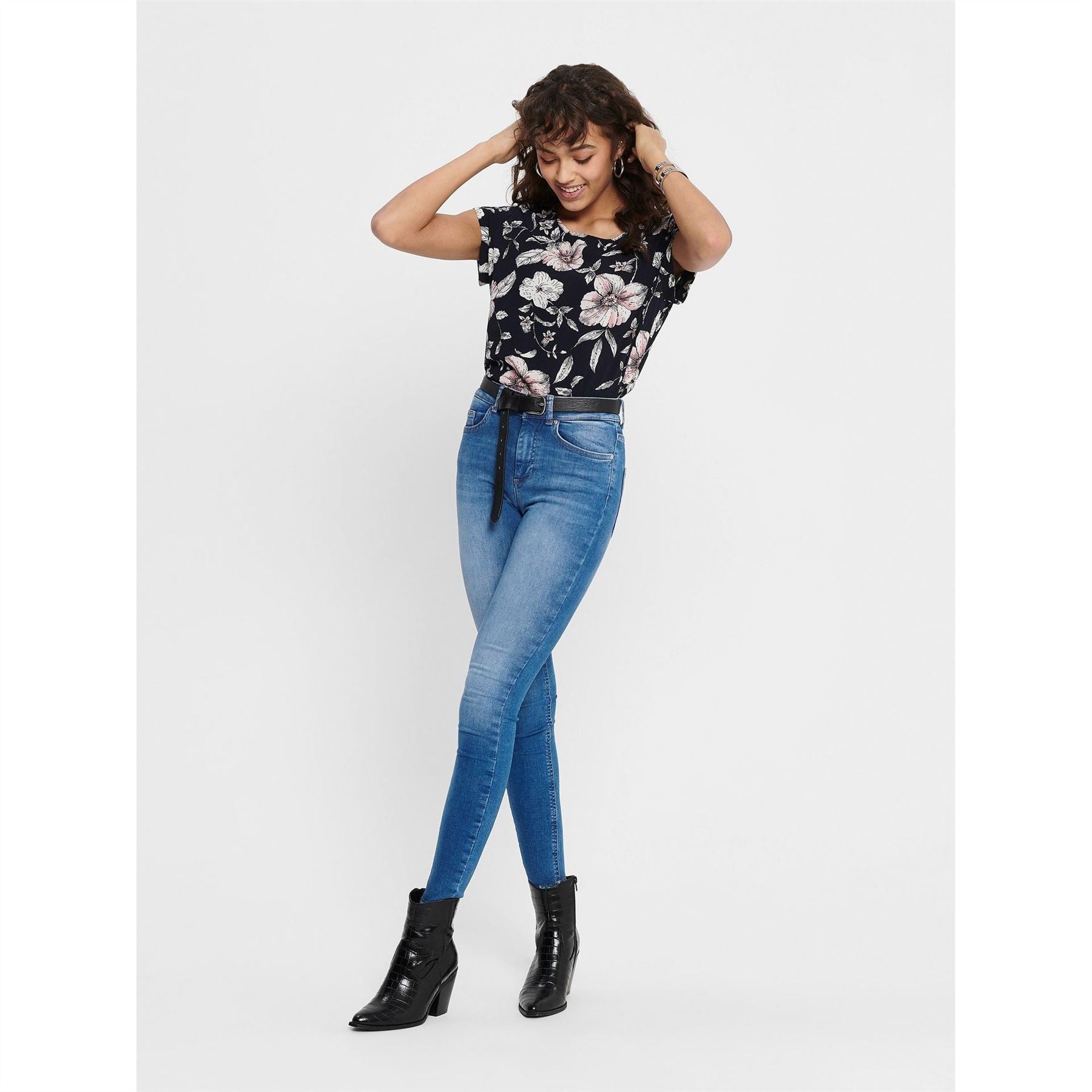 Only Vic All Over Print Short Sleeve Blouse