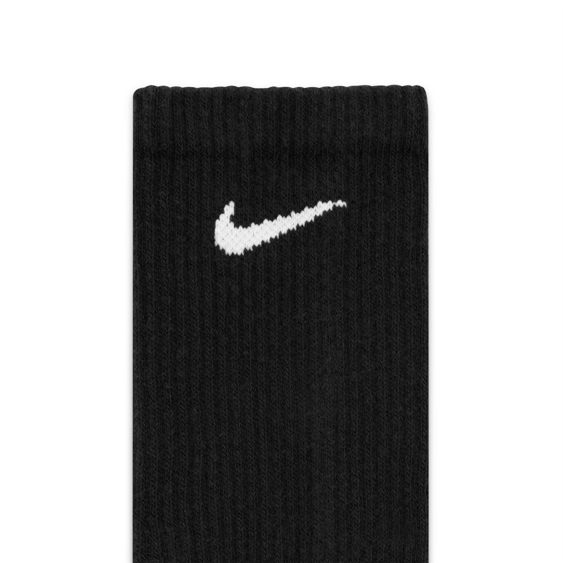 Nike Everyday Plus Cushioned Training Crew Socks (6 Pairs)