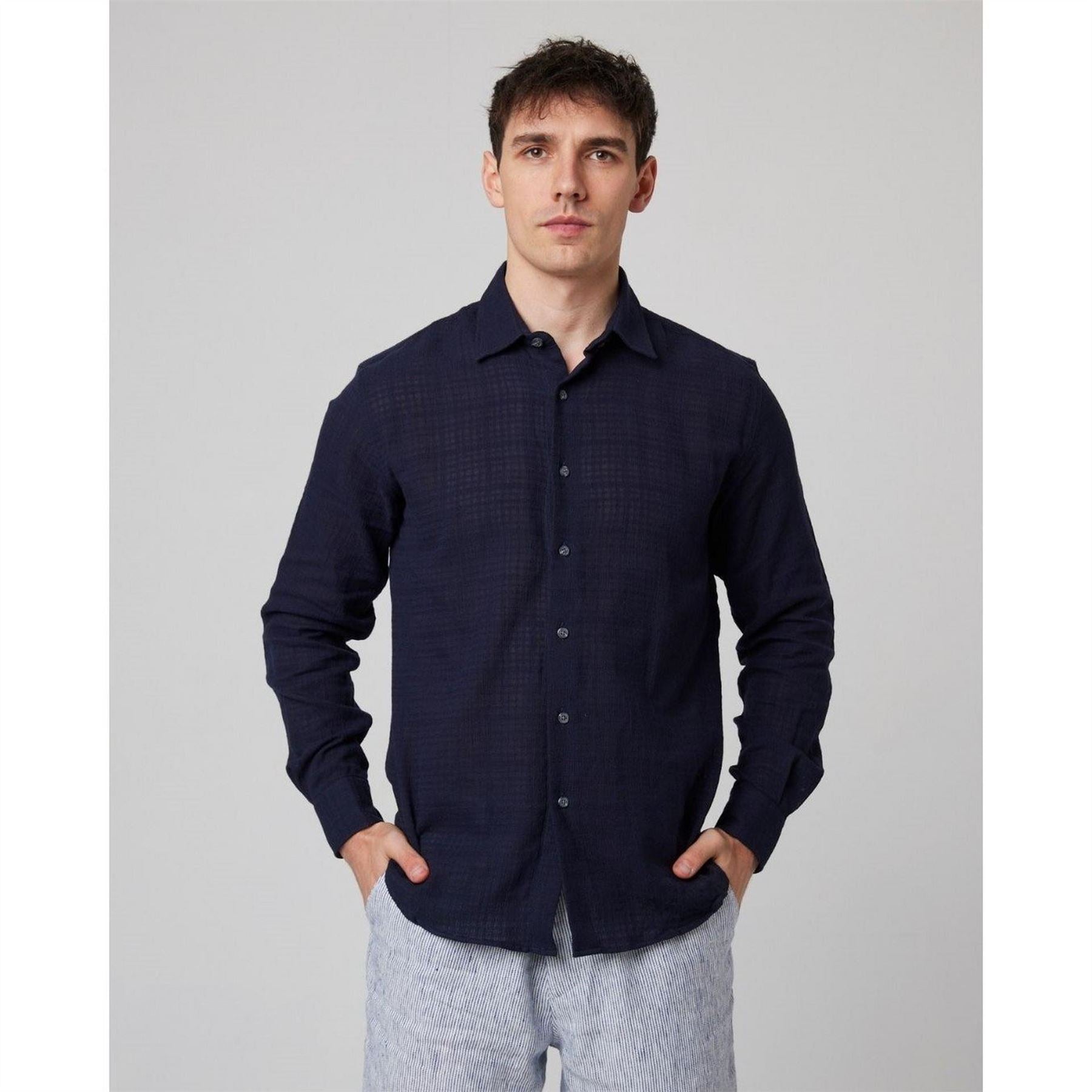Peregrine ResorT-Shirt