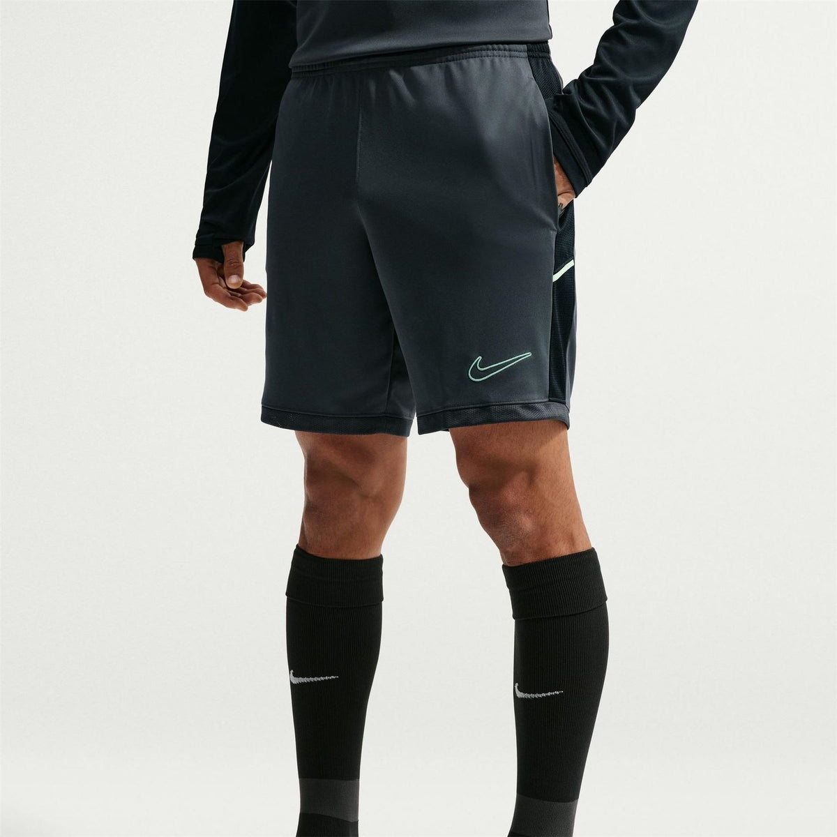 Nike Mens Dri Fit Academy Football Shorts