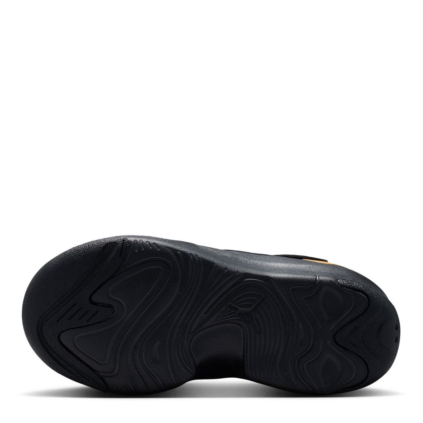 Air Jordan Max Aura Basketball Trainers