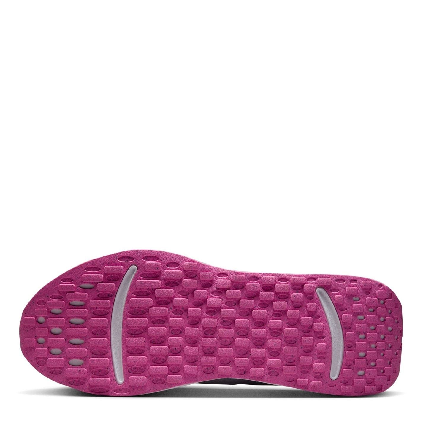 Nike Legend Essential 4 Low Top Workout Sneakers