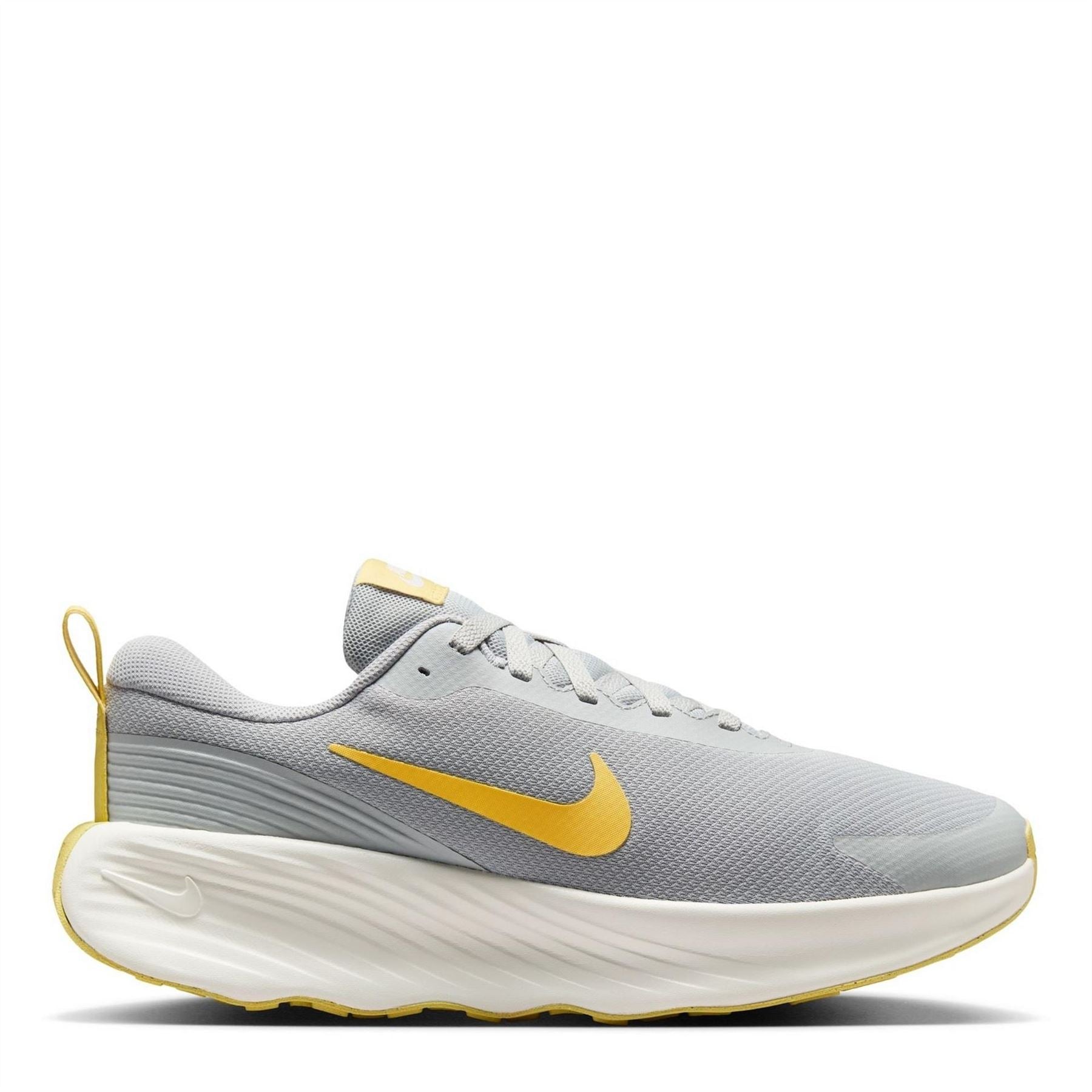 Nike Legend Essential 4 Low Top Trainers