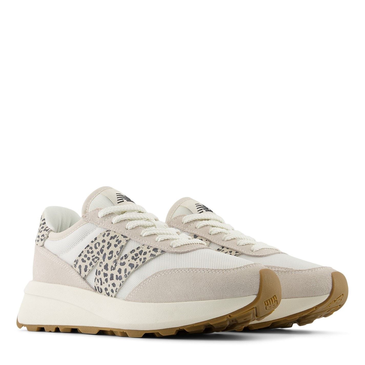 New Balance Low Top Round Toe Flat Heel Sneakers