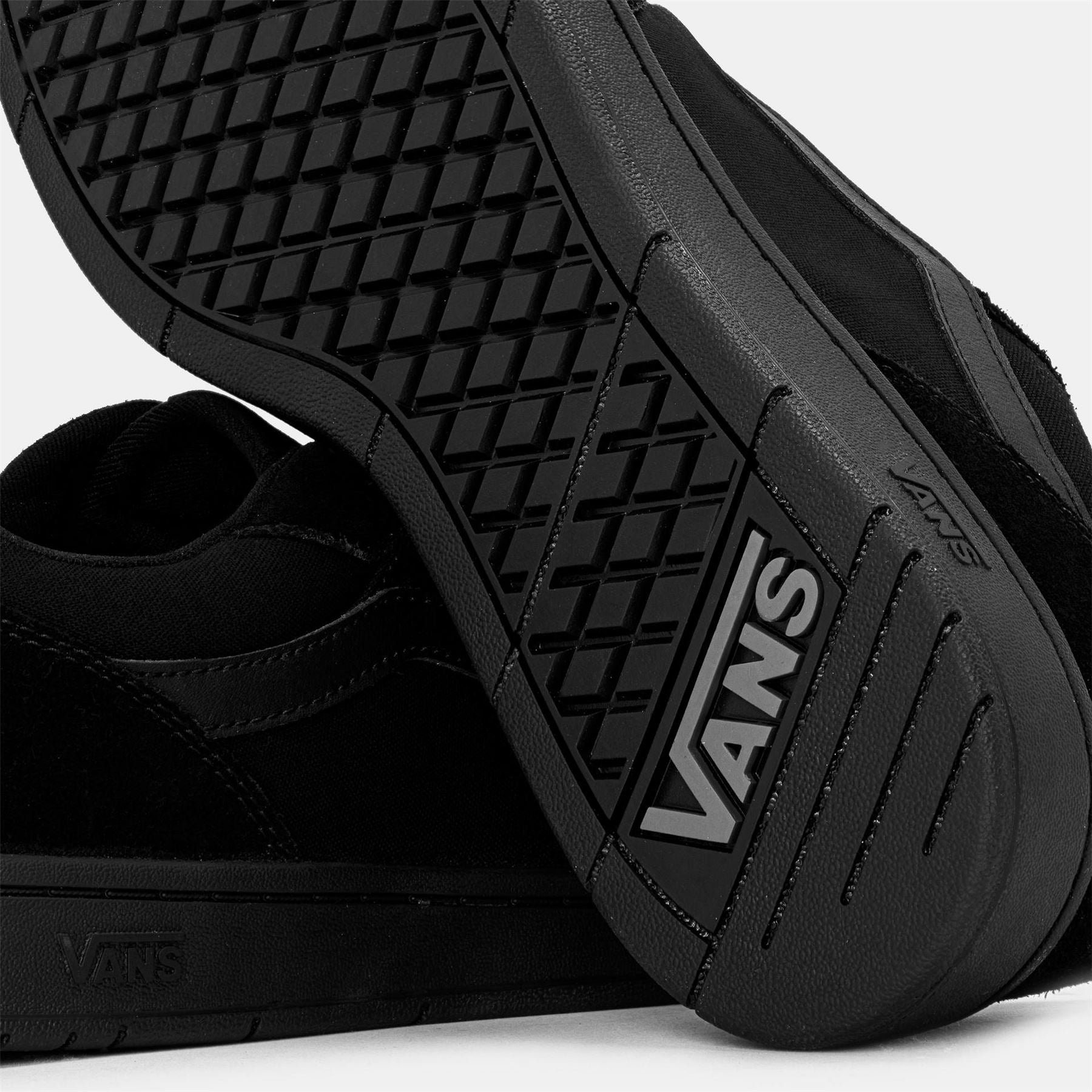 Vans Ryland Canvas Low Top Sneakers