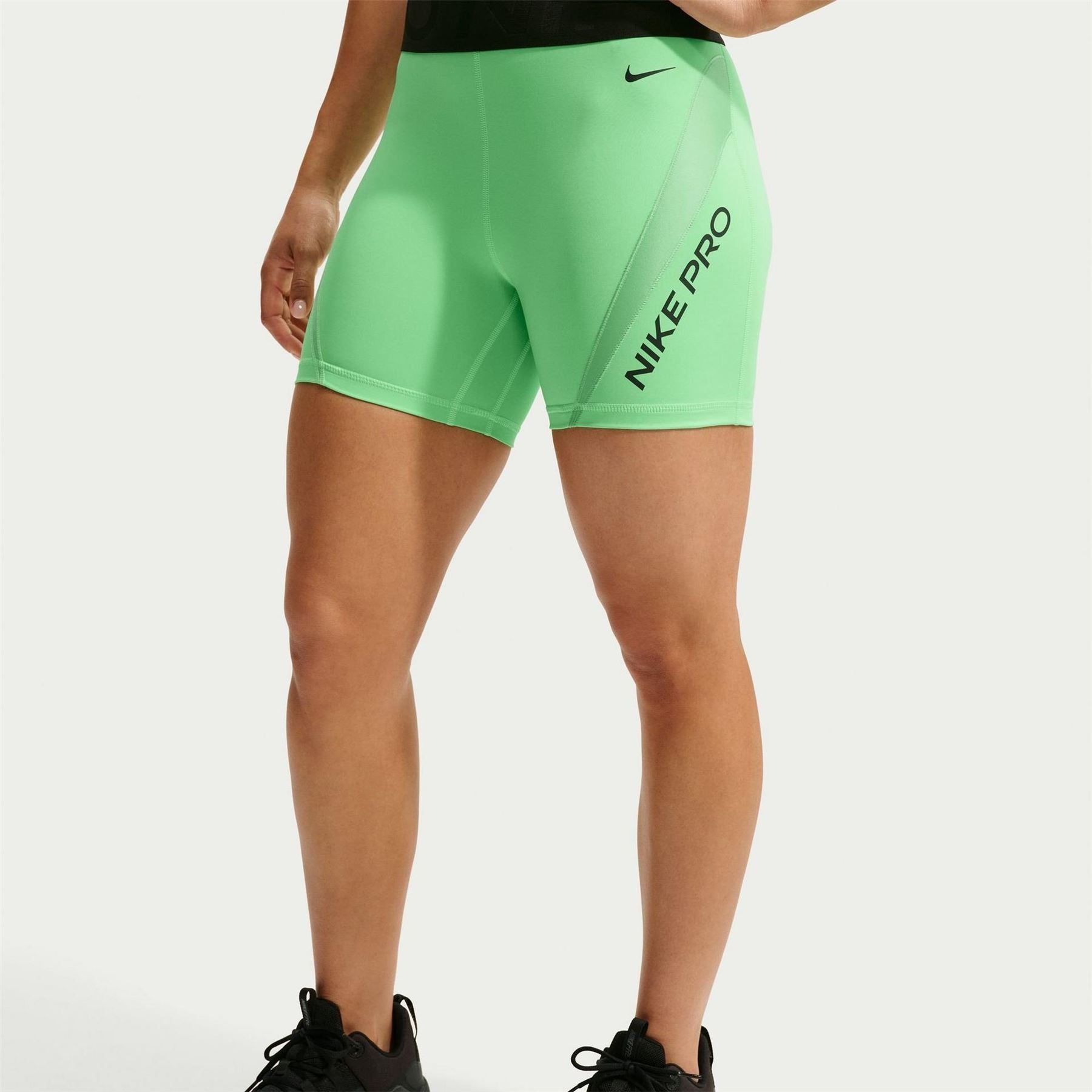 Nike Keely Sculpt 5in Performance Shorts