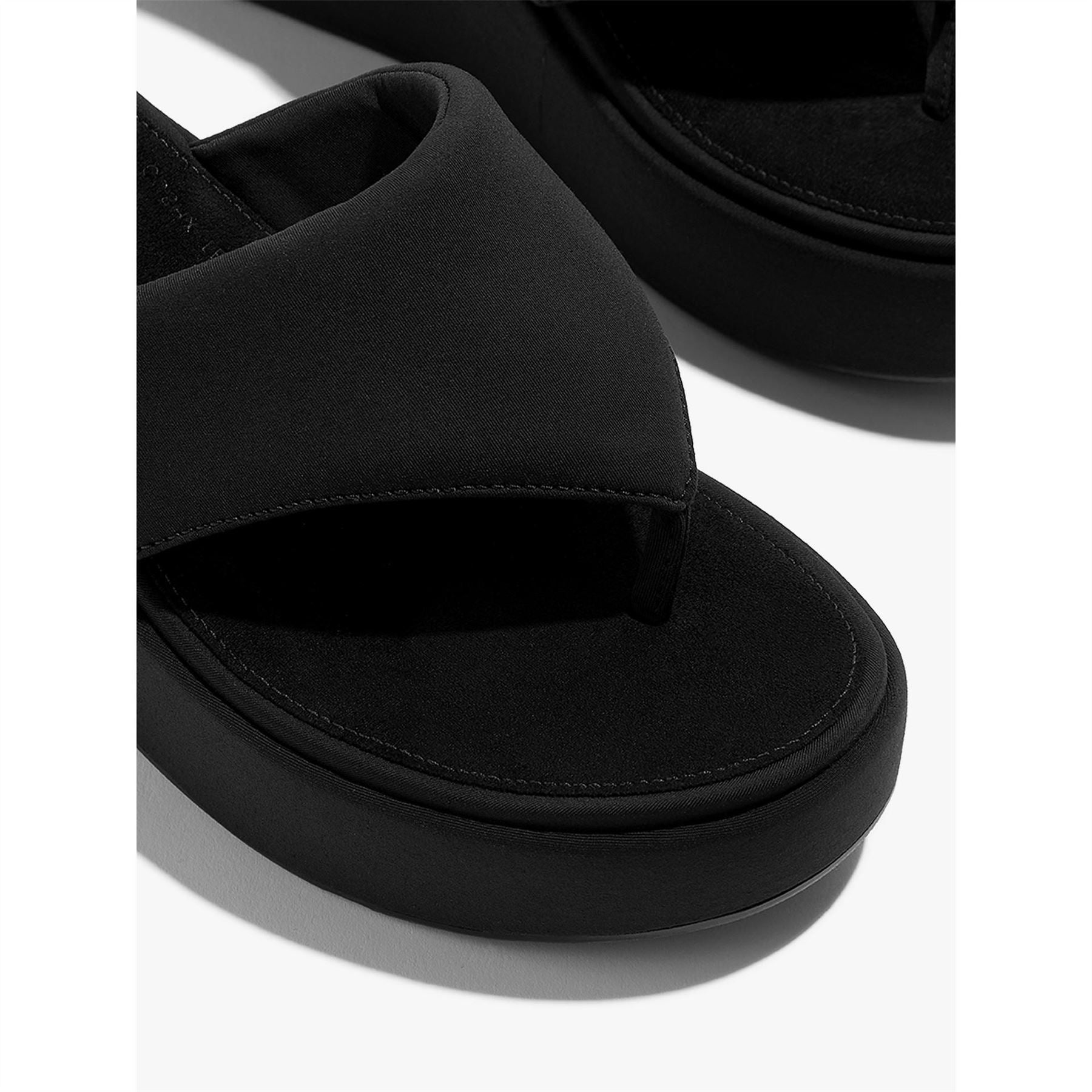 Fitflop Platform Toe Post Sandals