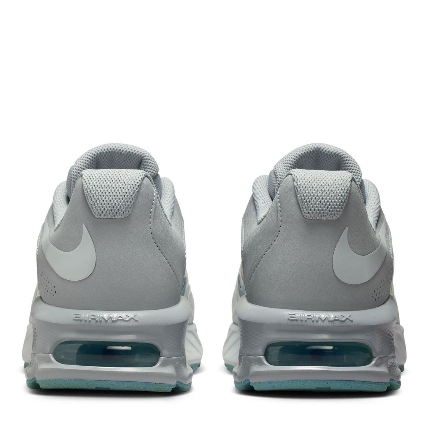 Nike Air Max Low Top Lace-Up Sneakers
