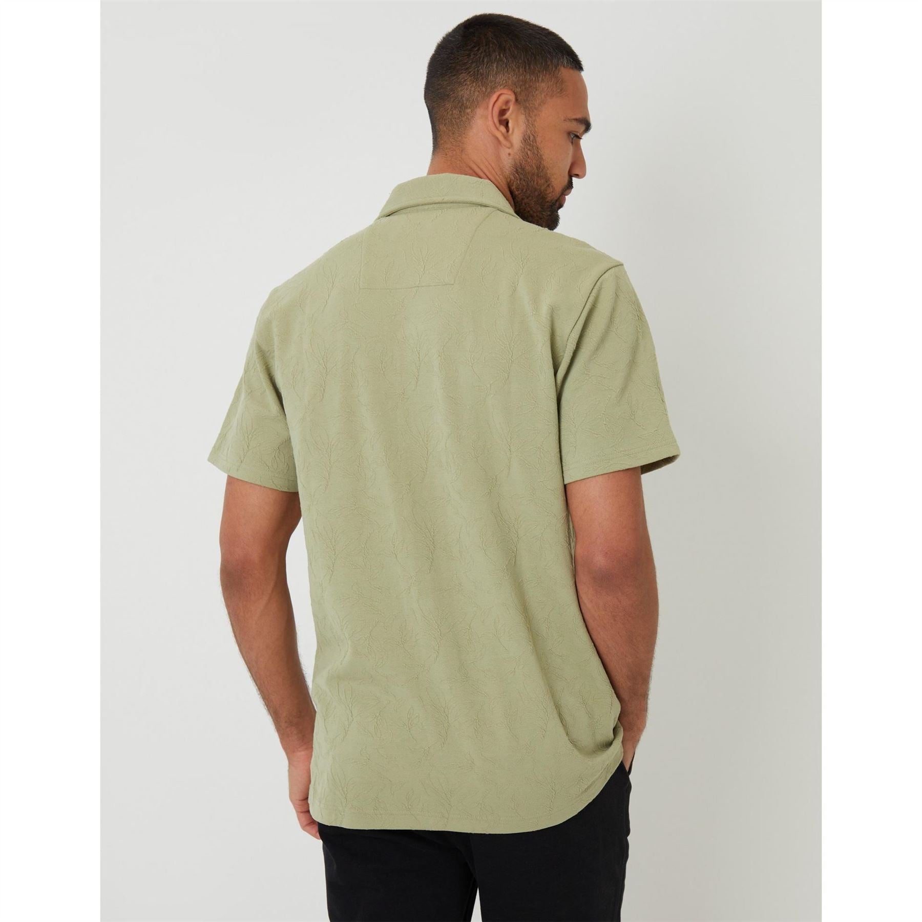 Threadbare Darvel Collared Neck Short Sleeve Shirt