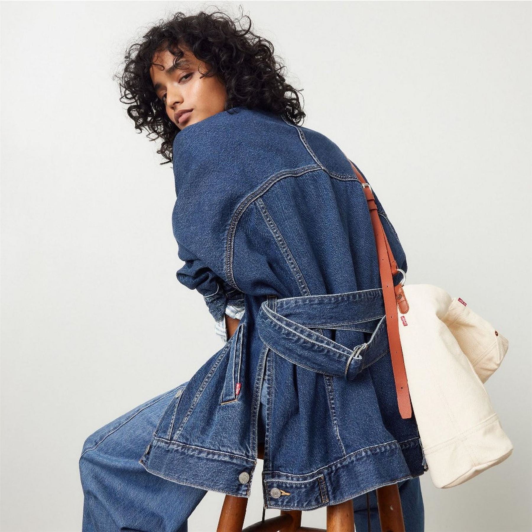 Levis Solid Patterned Trucker Denim Jacket with Flap Pocket