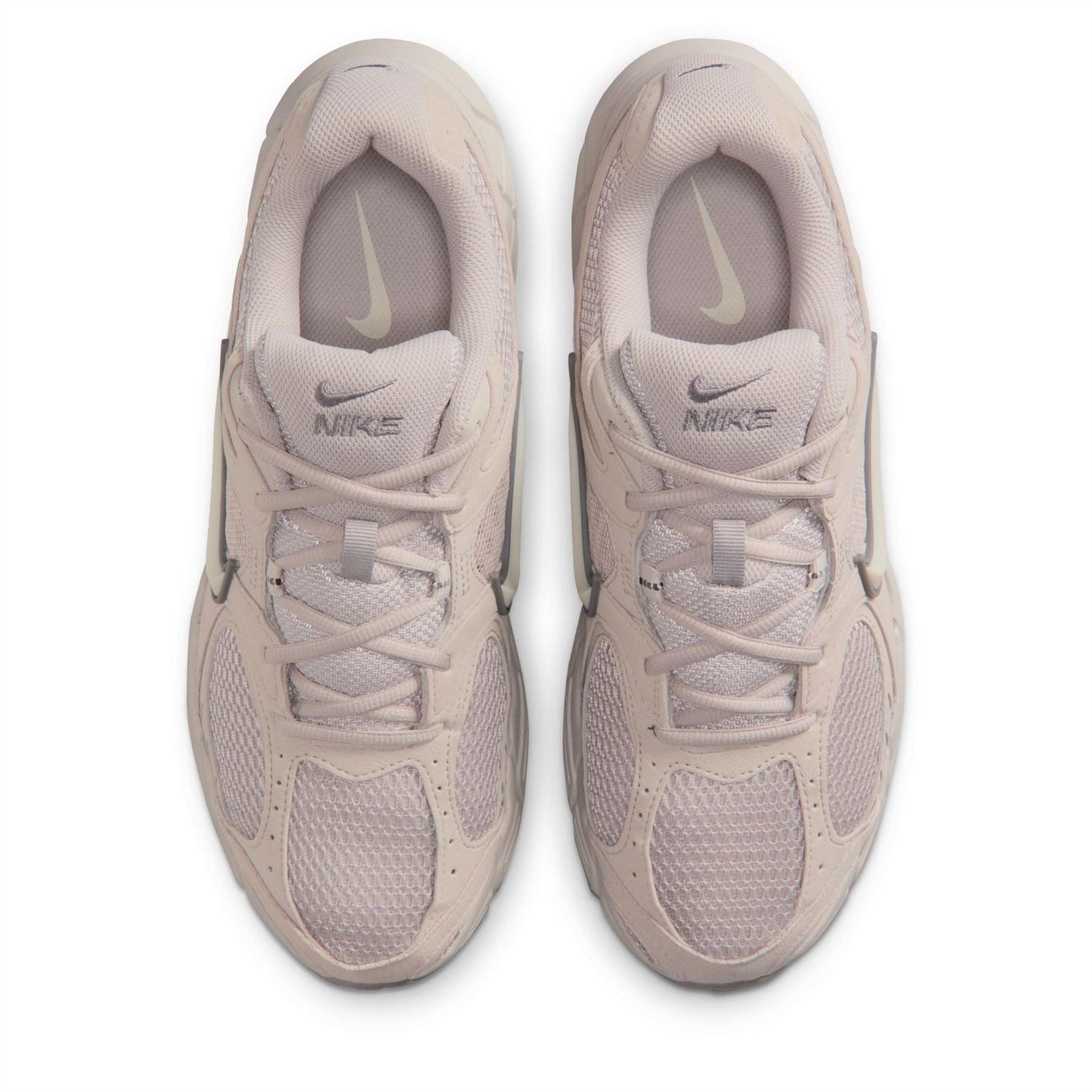 Nike Vomero 5 Running Flat Heel Trainers