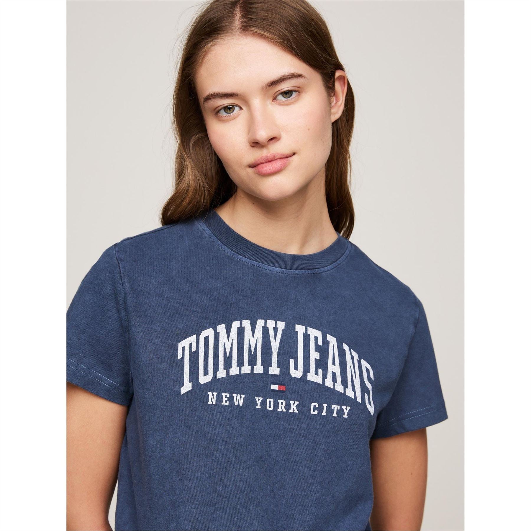 Tommy Jeans Style Short Sleeved T-Shirt