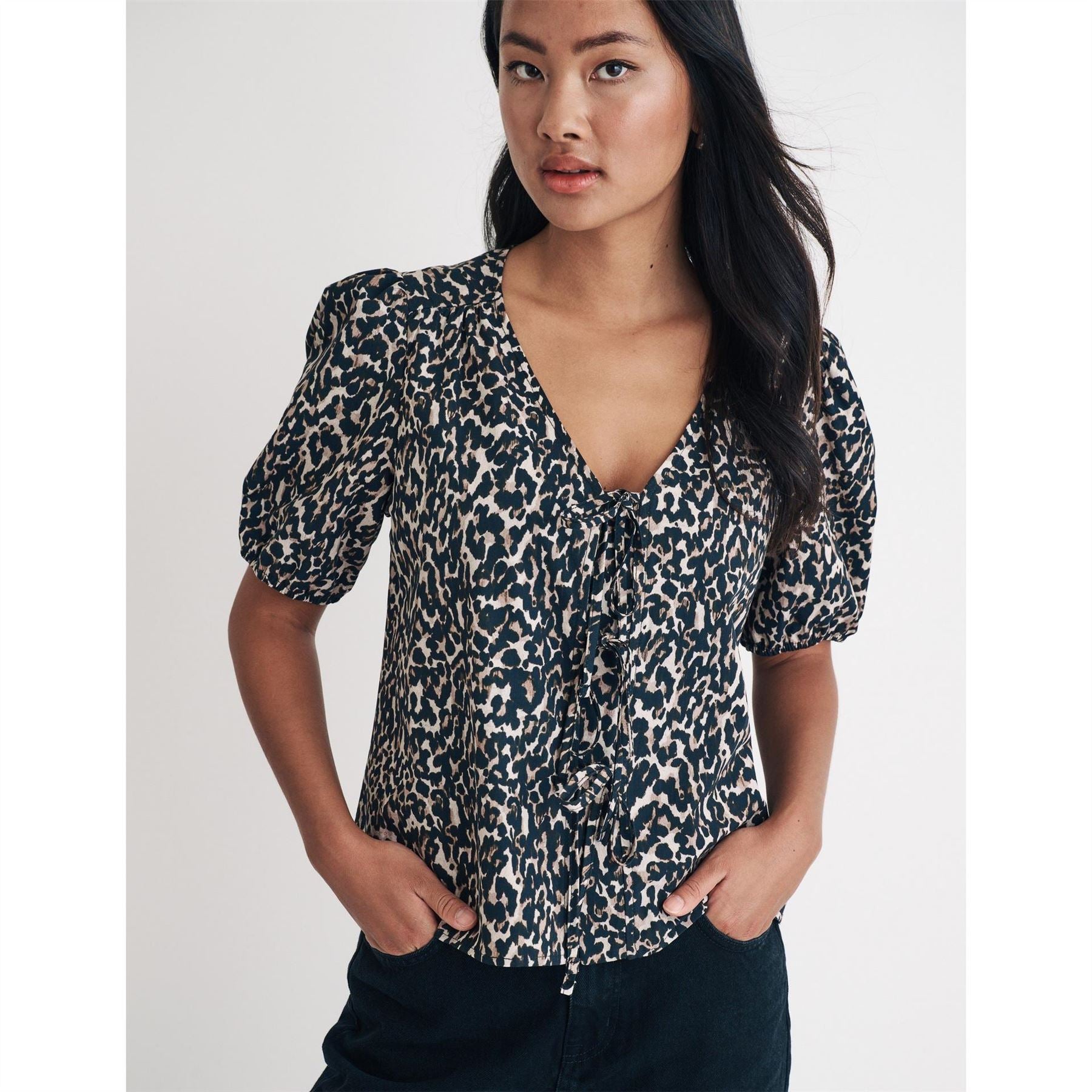 Nobodys Child Tie Front Top