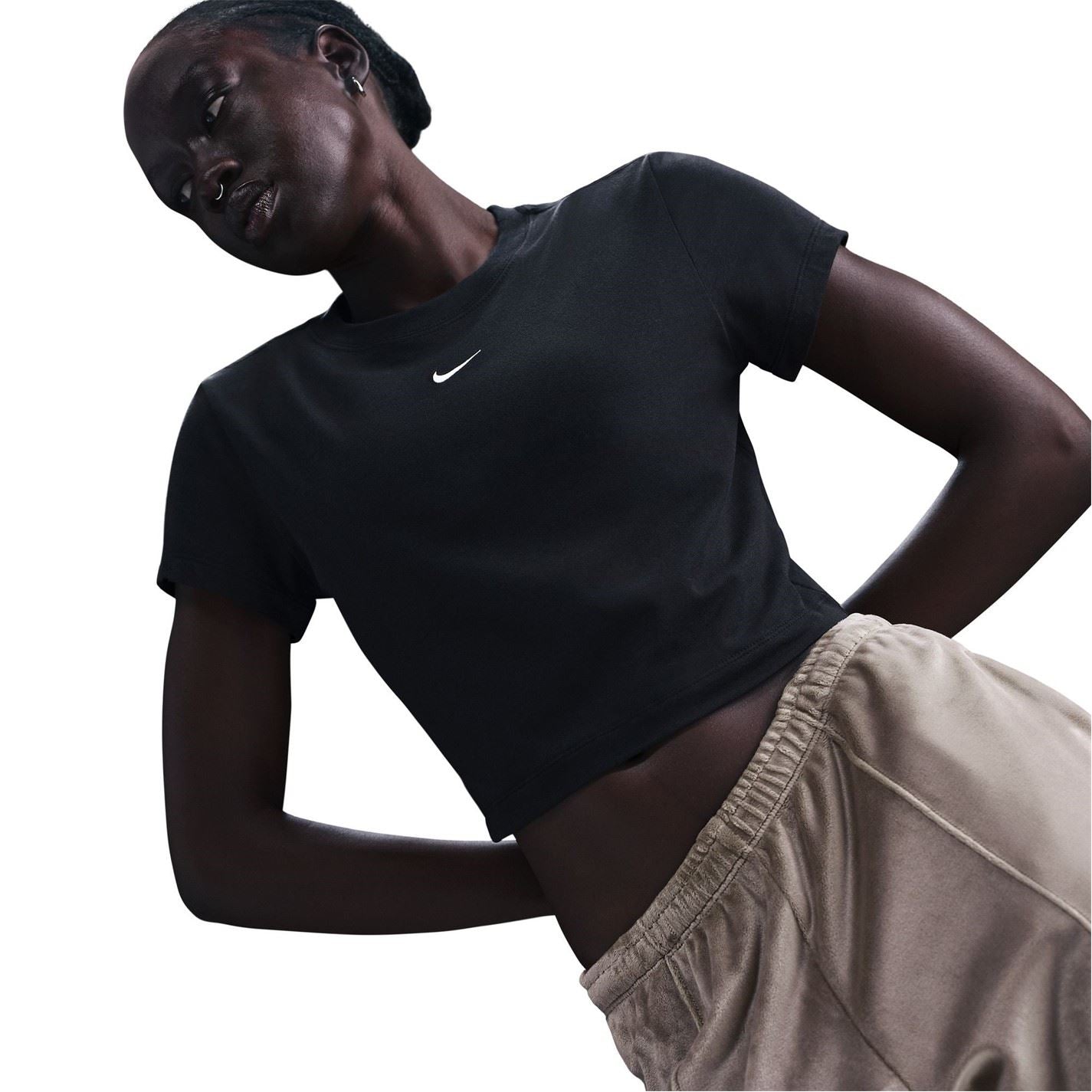 Nike Cropped Relaxed Fit Crew Neck T-Shirt