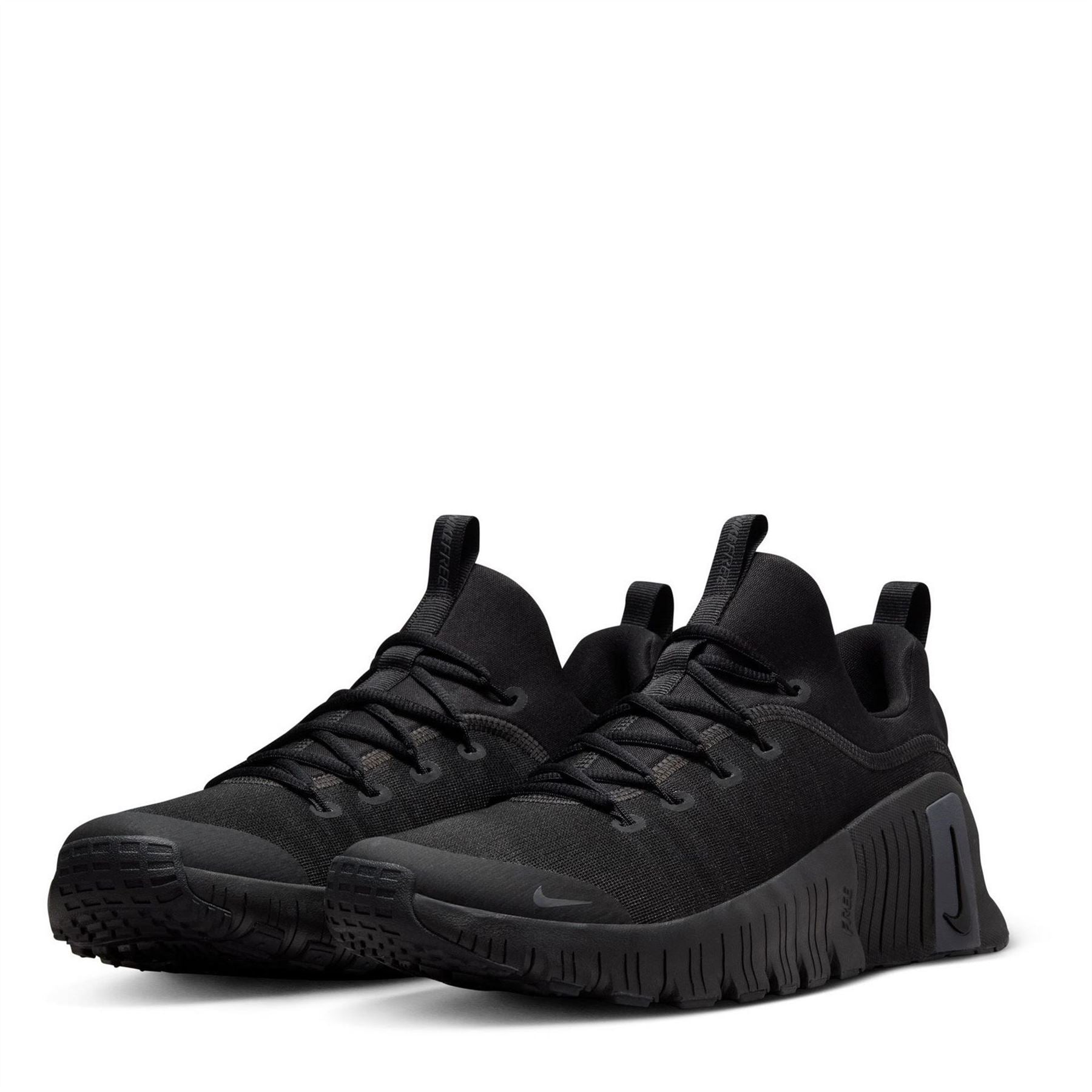 Nike Free Metcon 6 Low Top Sneakers