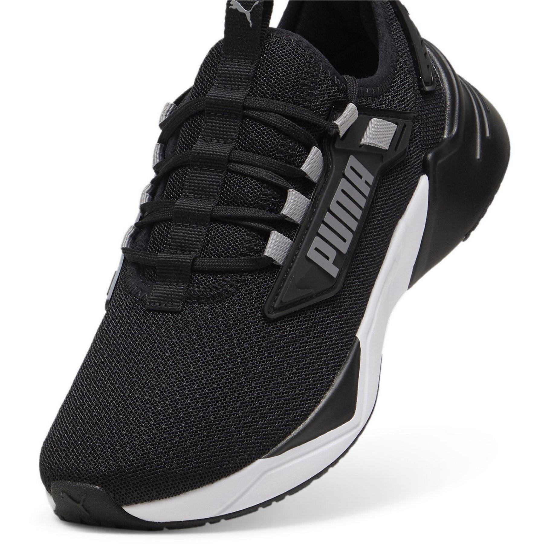 Puma Retaliate 3 Low Top Sneakers