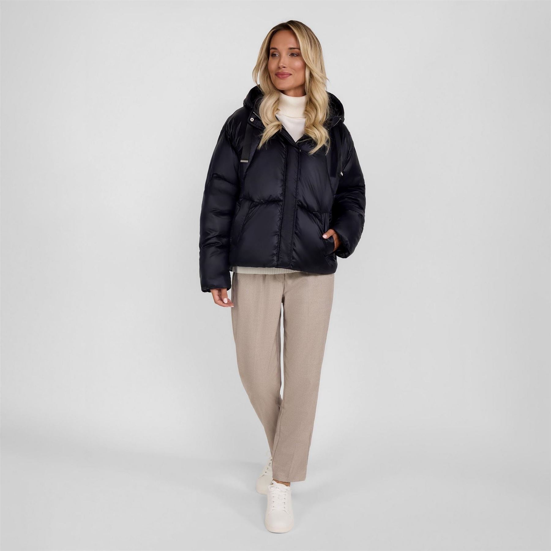 Minoti Short Insulated Hooded Jacket Black