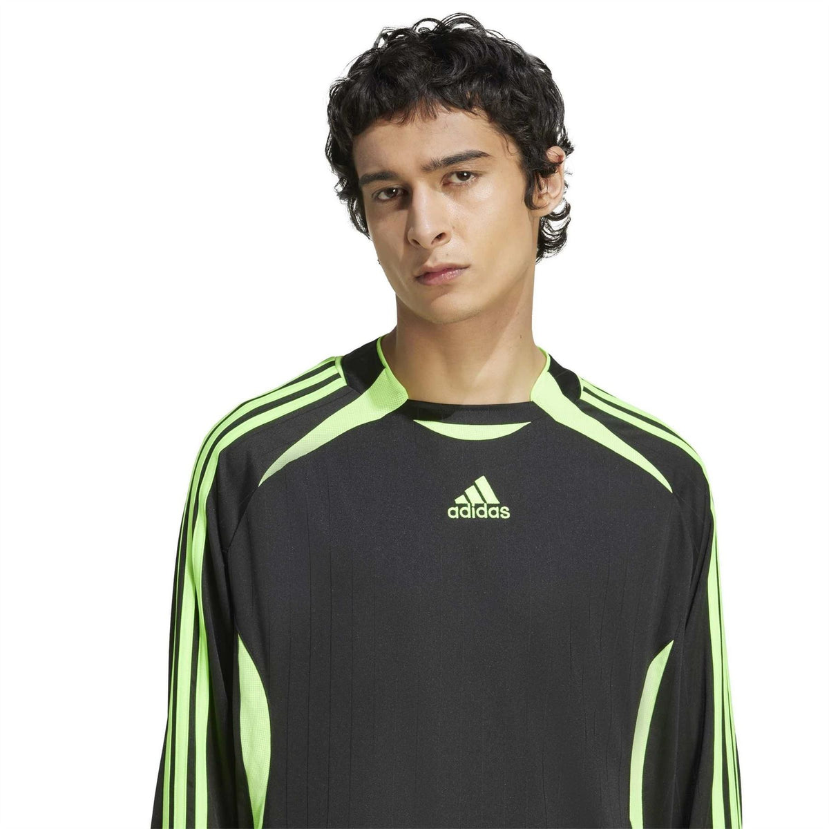 adidas Teamgeist Long Sleeve T-Shirt