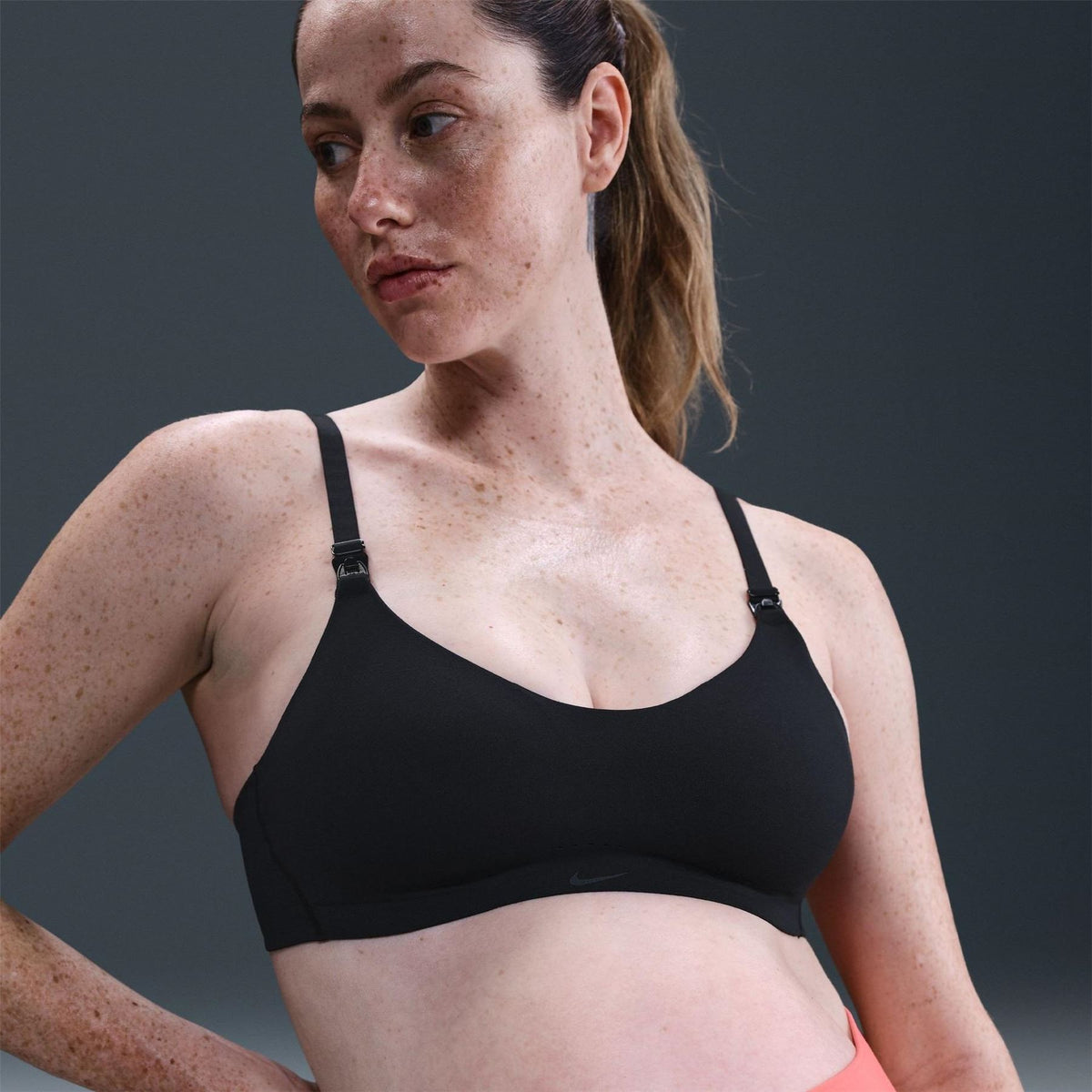 Nike Alate Scoop Neck Spaghetti Strap Sports Bra