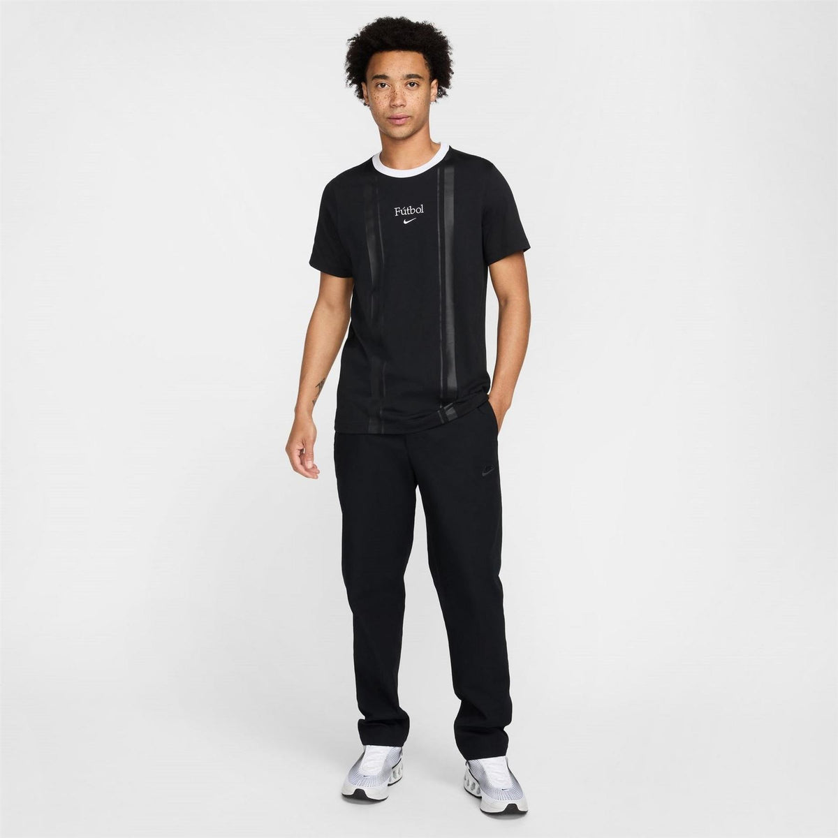 Nike Regular Fit Crew Neck Short Sleeve T-Shirt