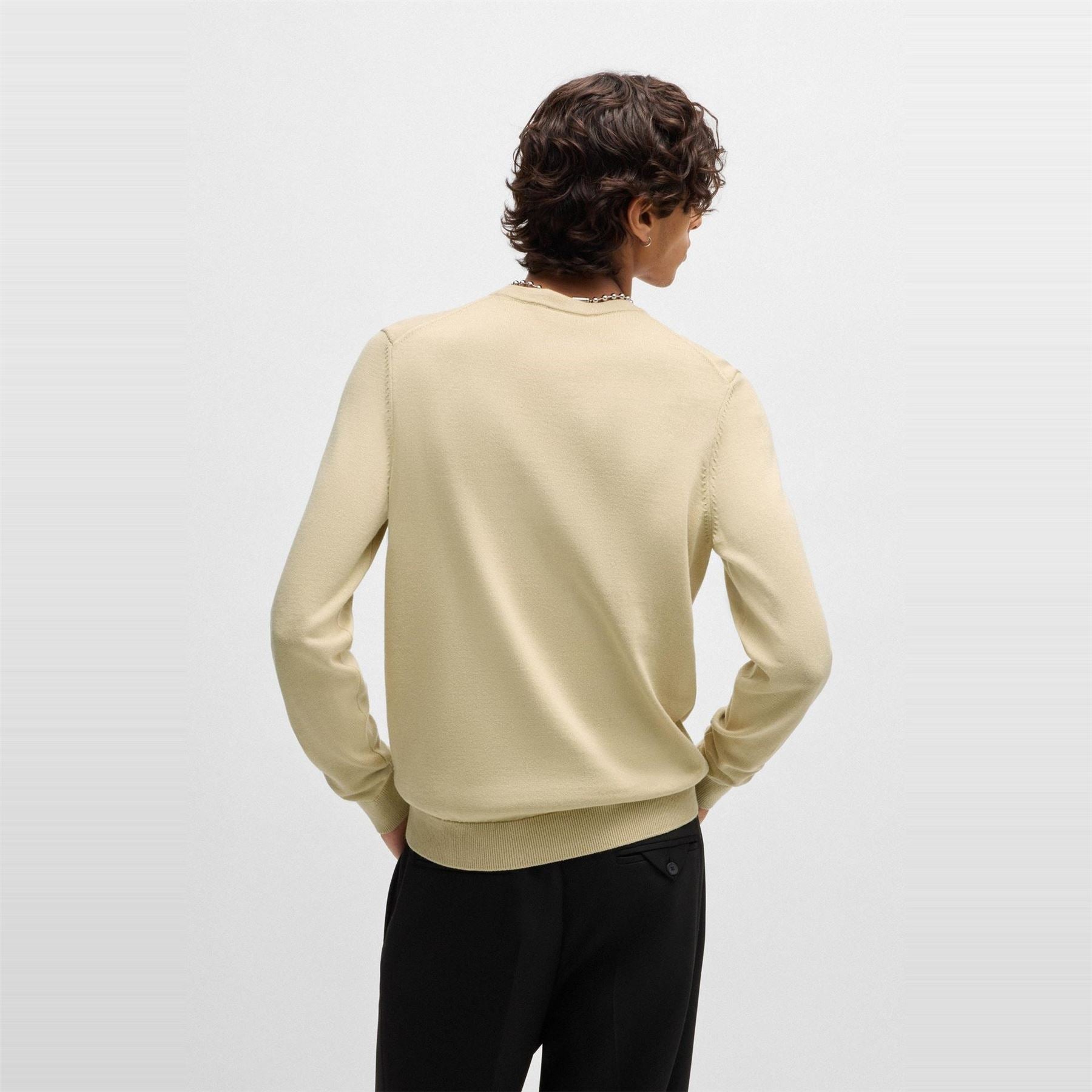 Hugo Cassius C Jumper