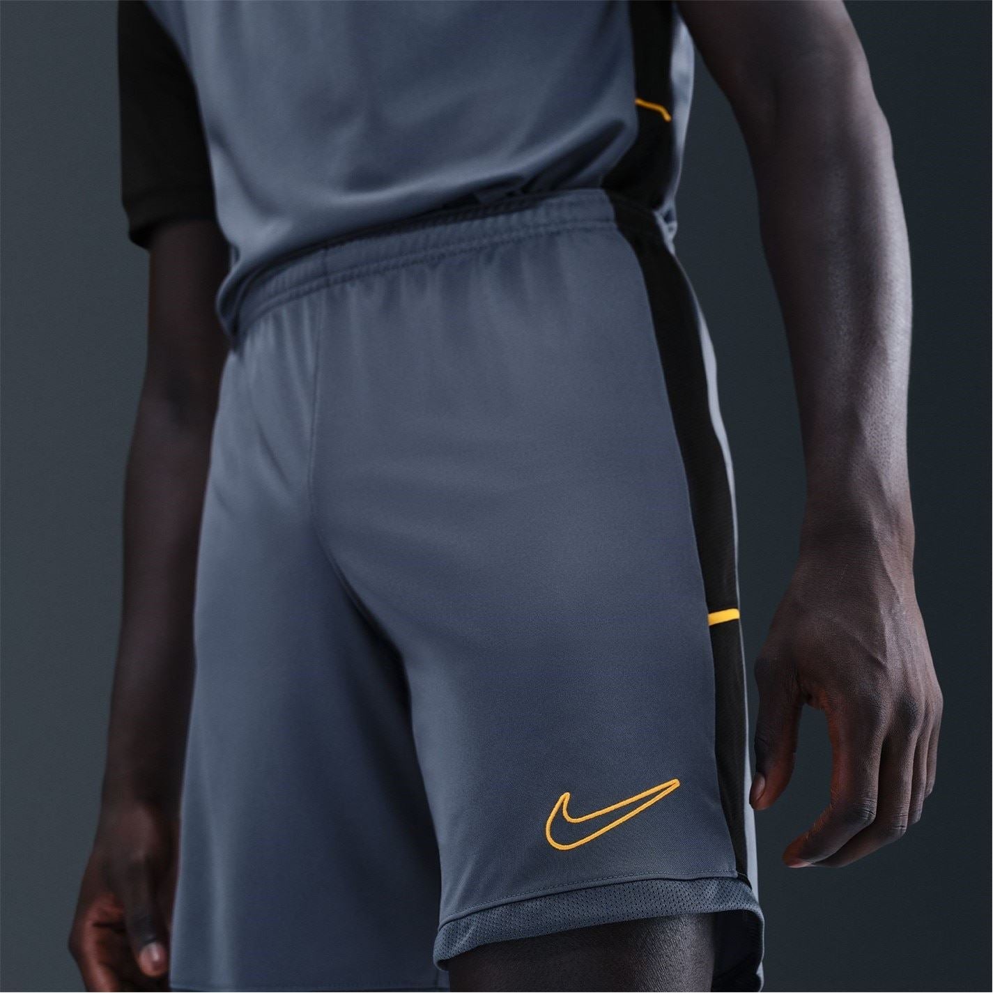 Nike Mens Dri Fit Academy Football Shorts