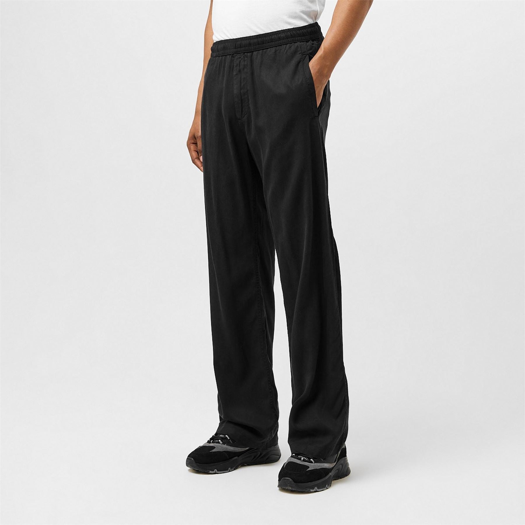 Diesel Sprt Solid Patterned Straight Pants