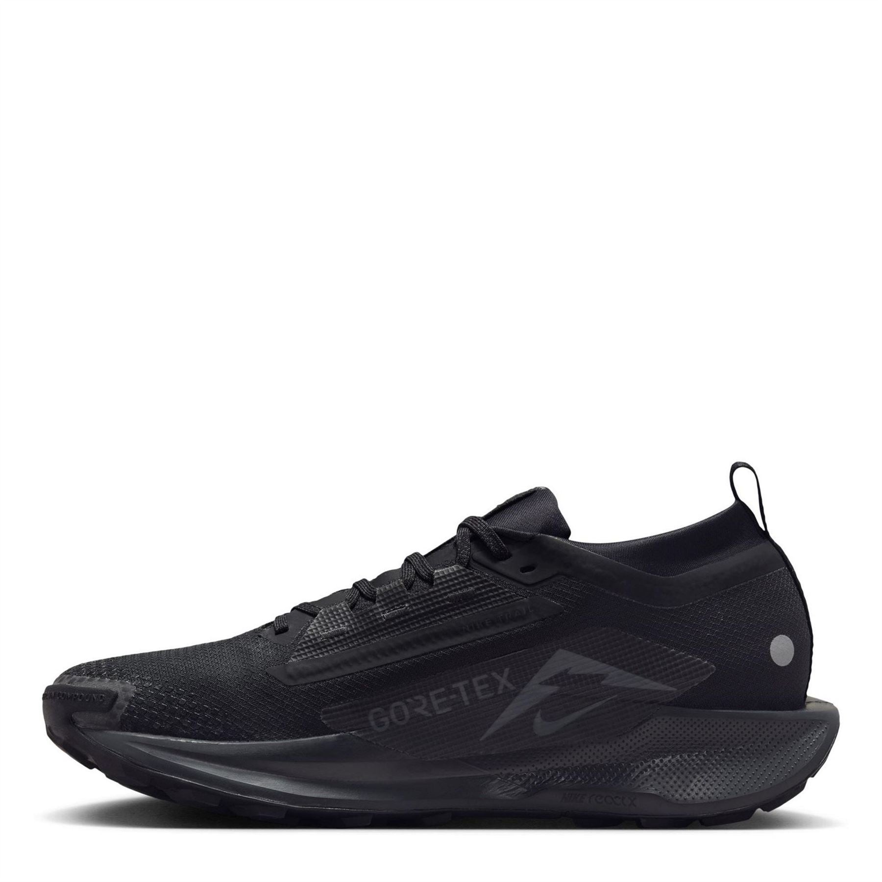 Nike Pegasus Trail 5 Low Top Running Sneakers