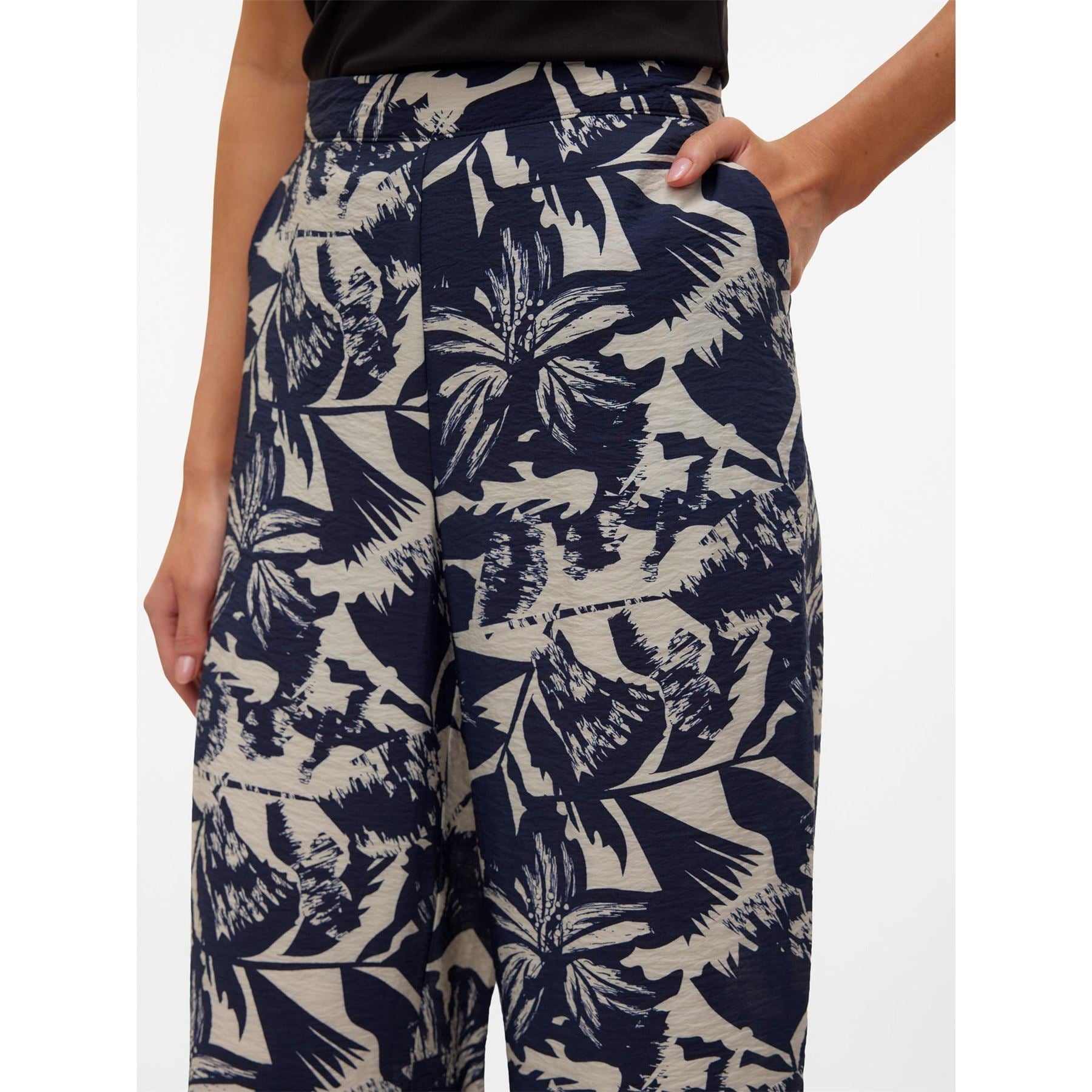 Vero Moda High Rise Wide Leg Trousers