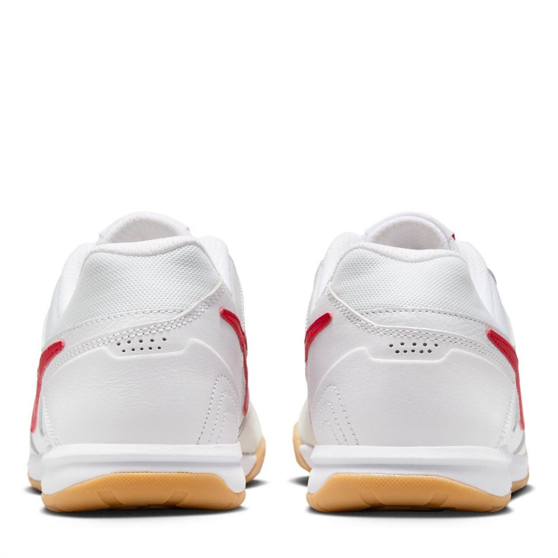 Nike Gato Low Top Round Toe Sneakers