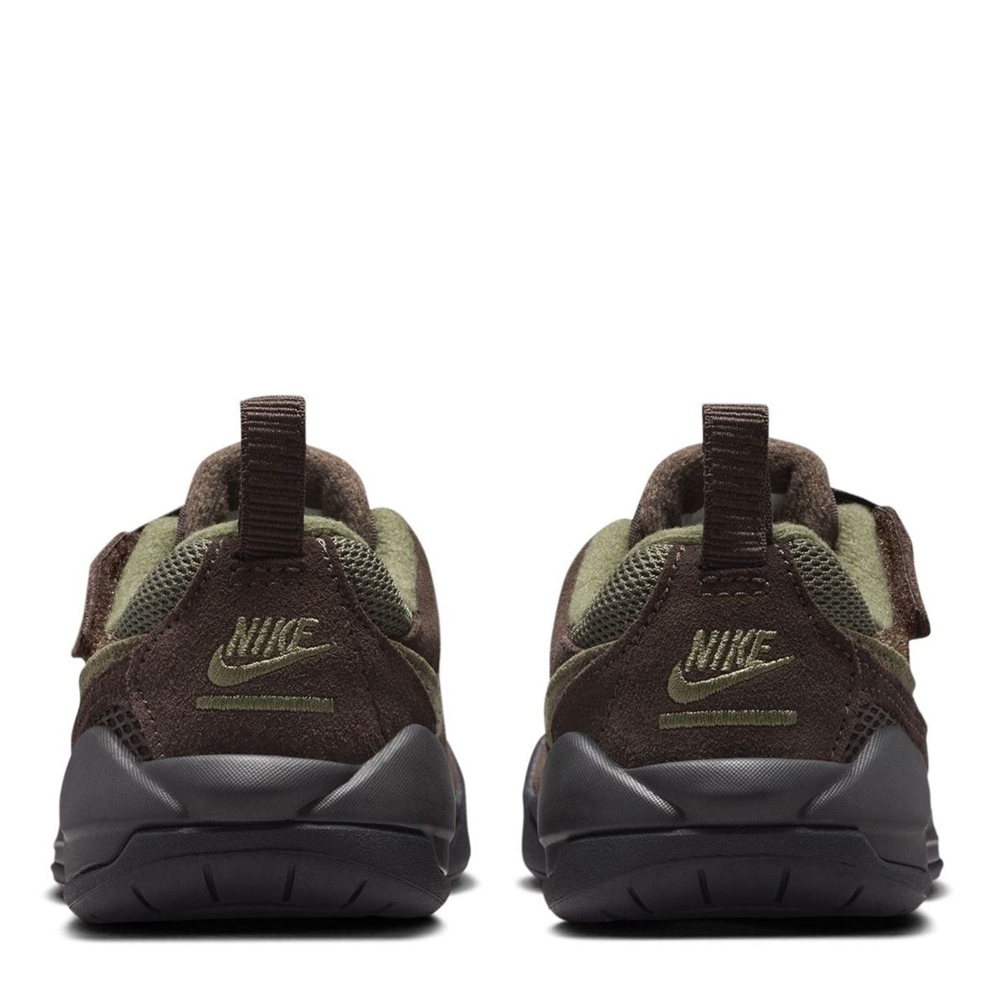 Air Jordan Comfort Era Lace-Up Low Top Sneakers