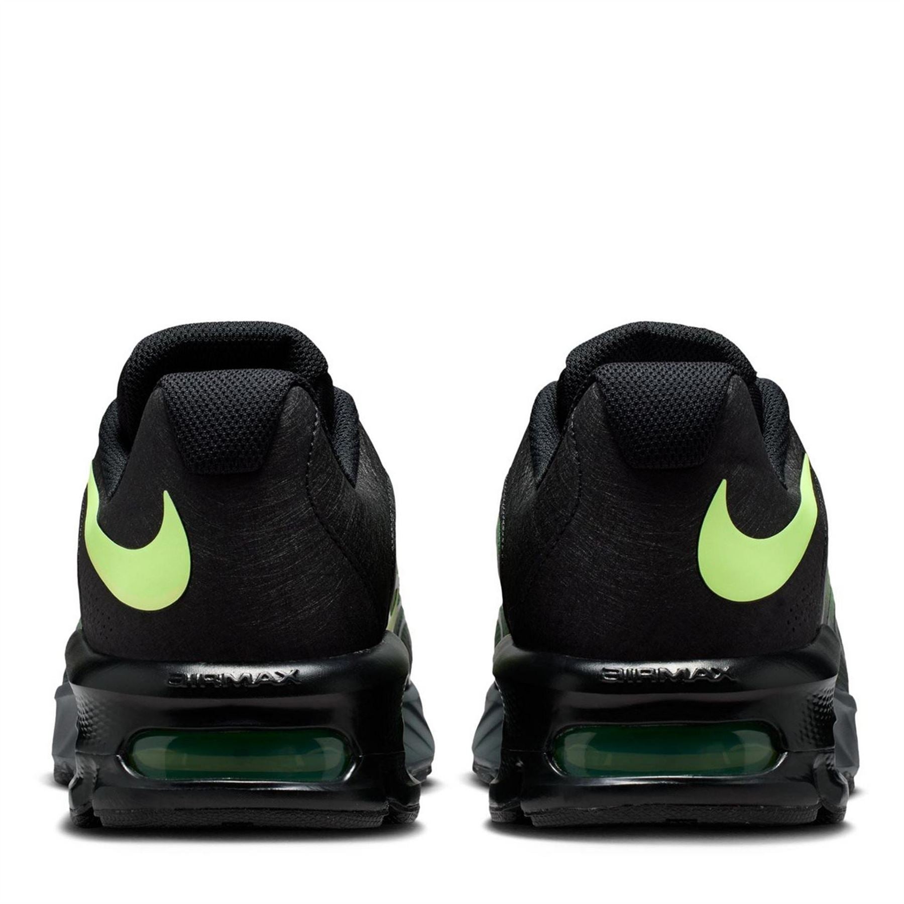 Nike Air Max Low Top Lace-Up Sneakers