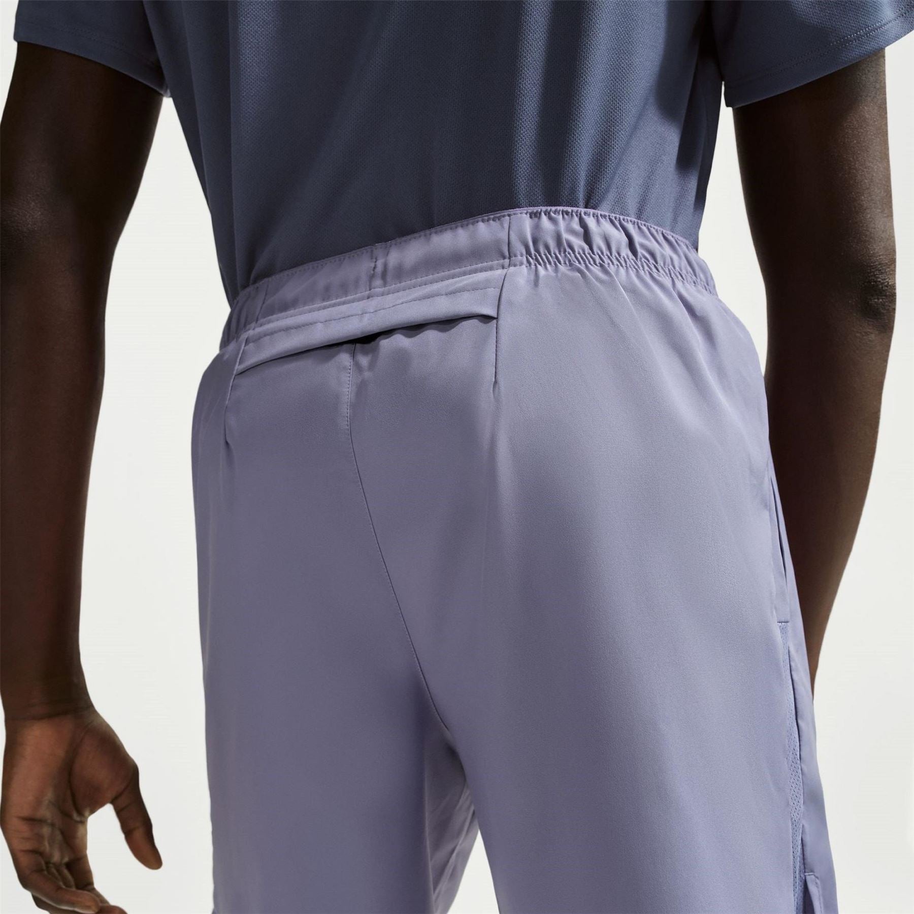 Nike Mens 7in Challenge Shorts