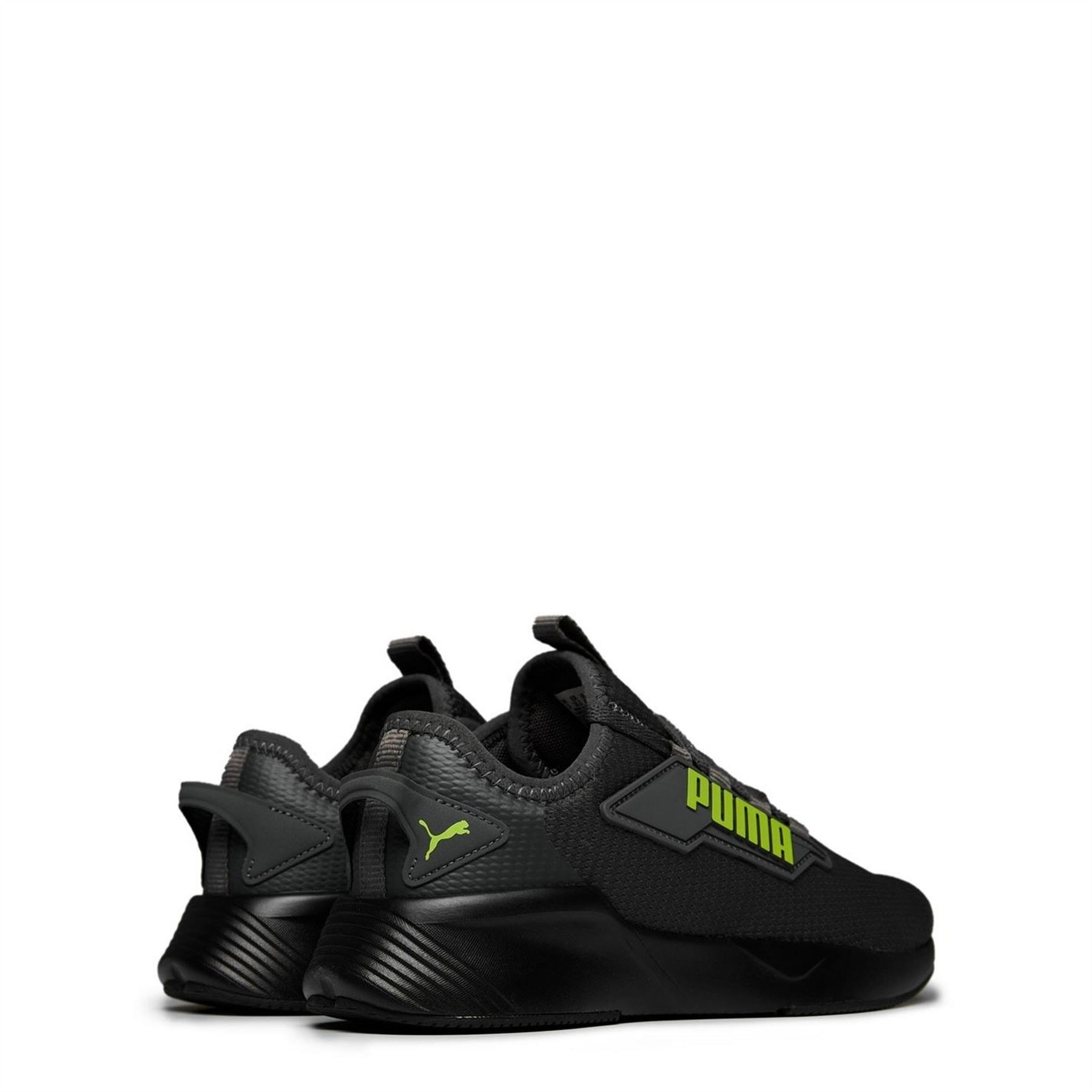 Puma Retaliate 2 Junior Boys Trainers