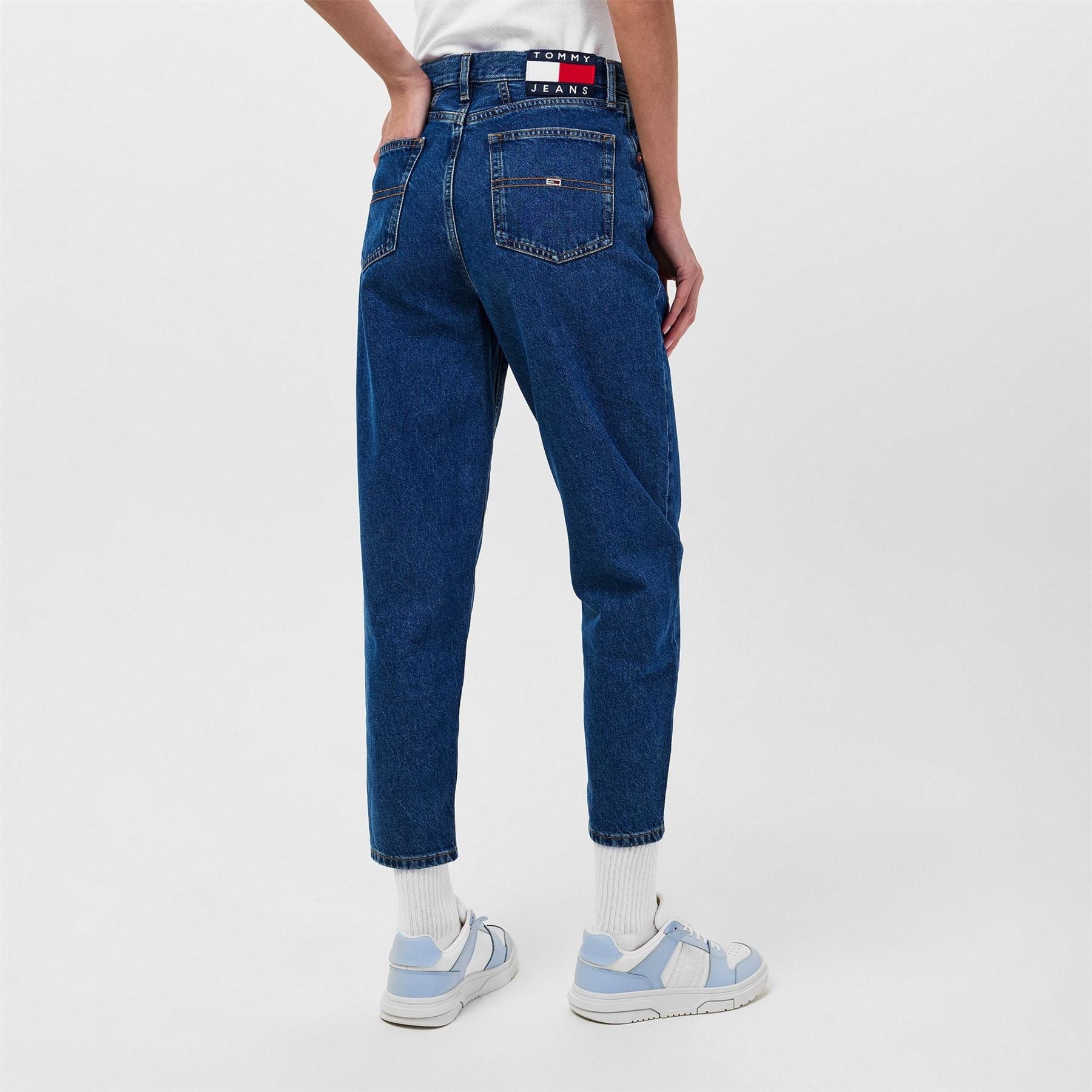 Tommy Jeans High Rise Tapered Mom Jeans