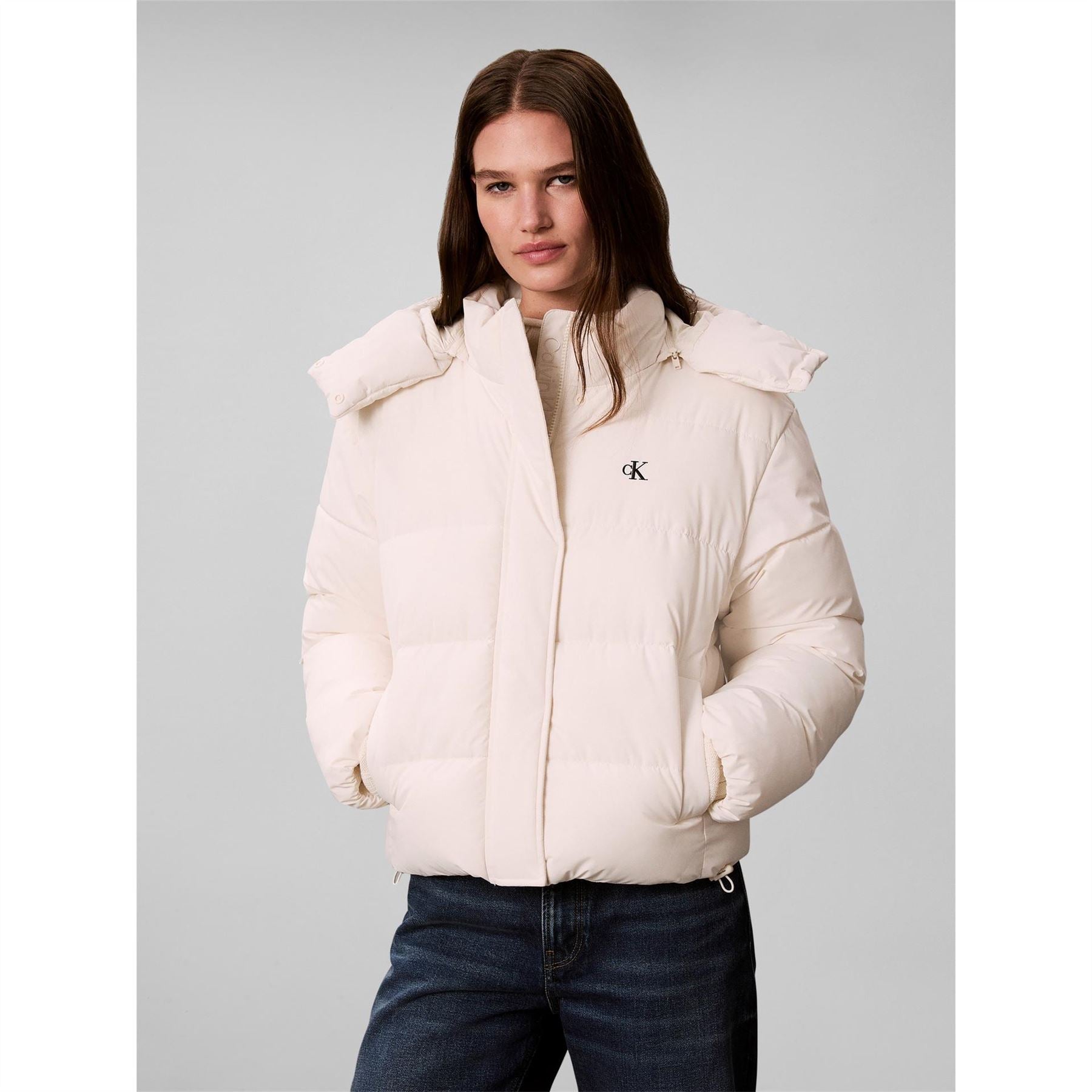 Calvin Klein Jeans  Essential Water Resistant Rds Certified Down Short Puffer Jacket