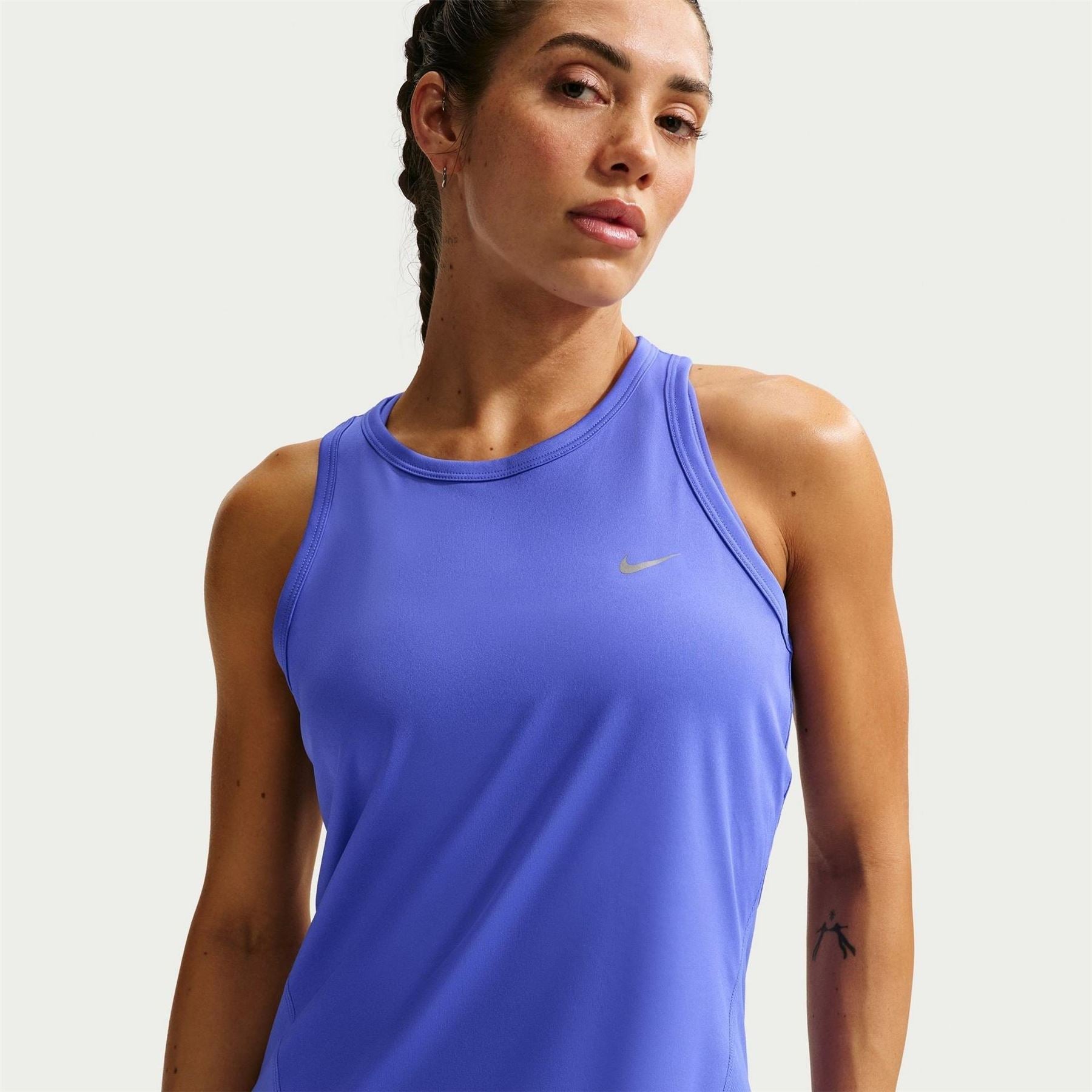 Nike Tempo Crew Neck Sleeveless Jersey Tank