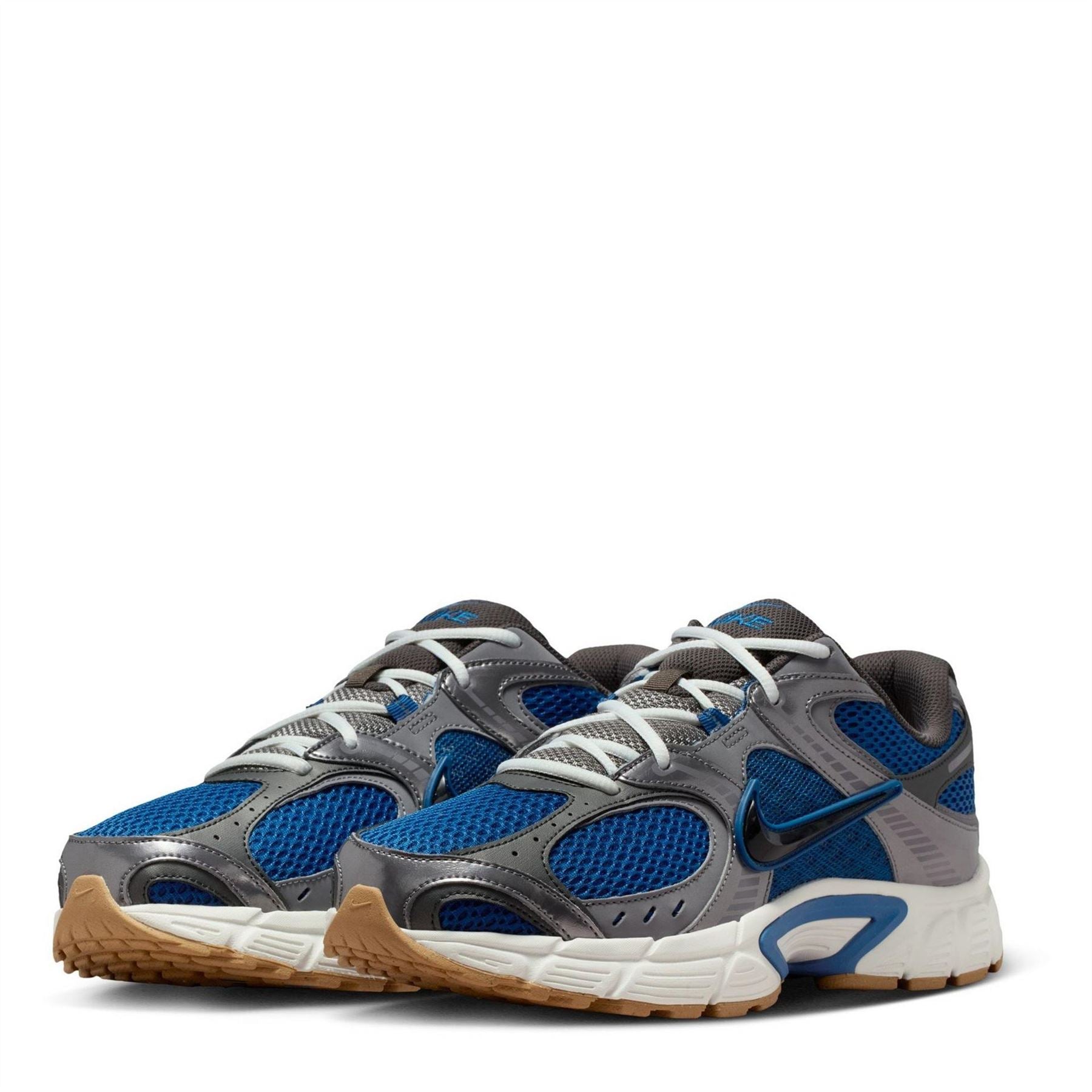 Nike Vomero 5 Running Flat Heel Trainers