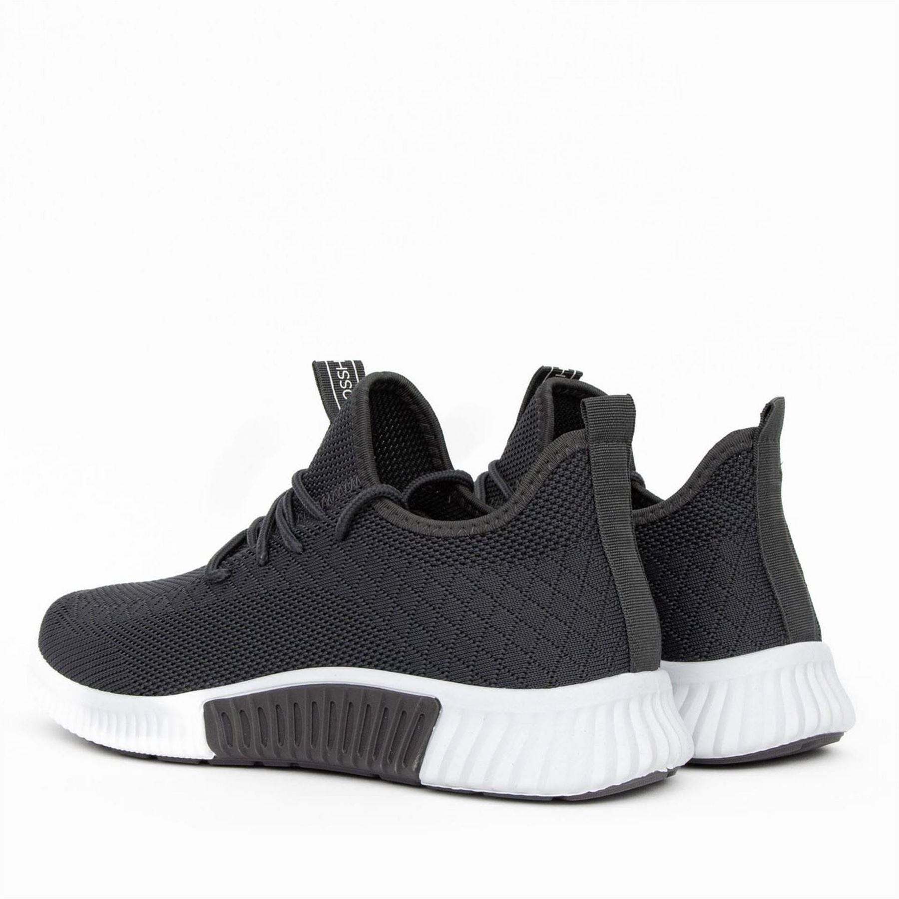 Crosshatch Trainers