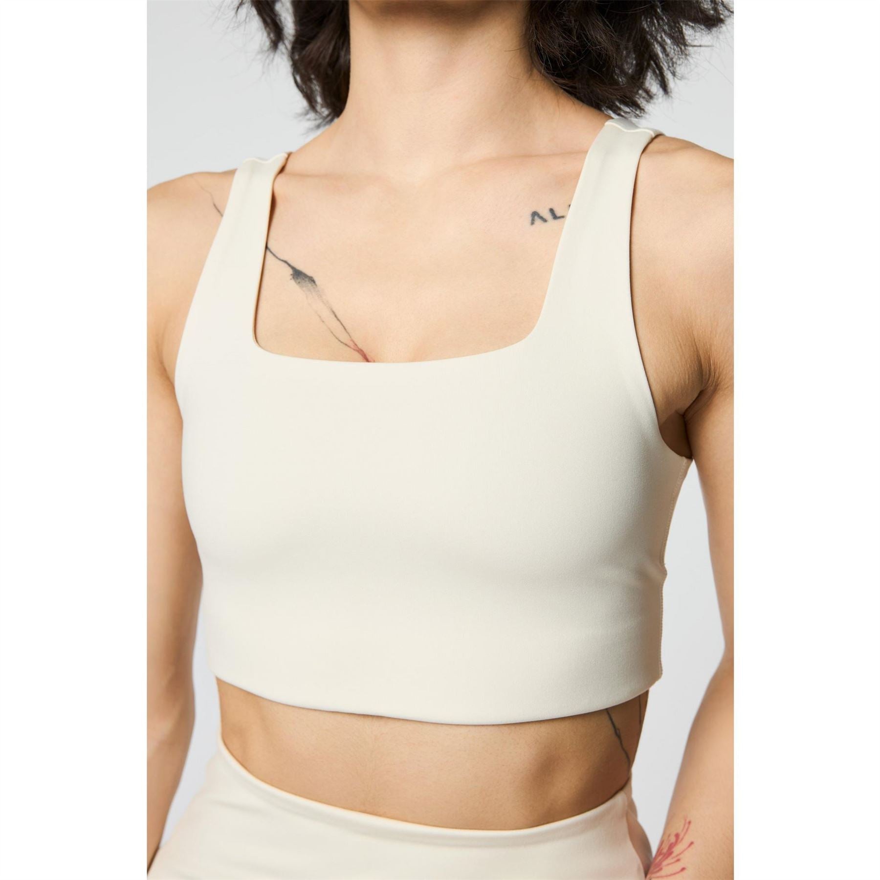 Girlfriend Collective Tommy Non Wired Medium Impact Sports Bra