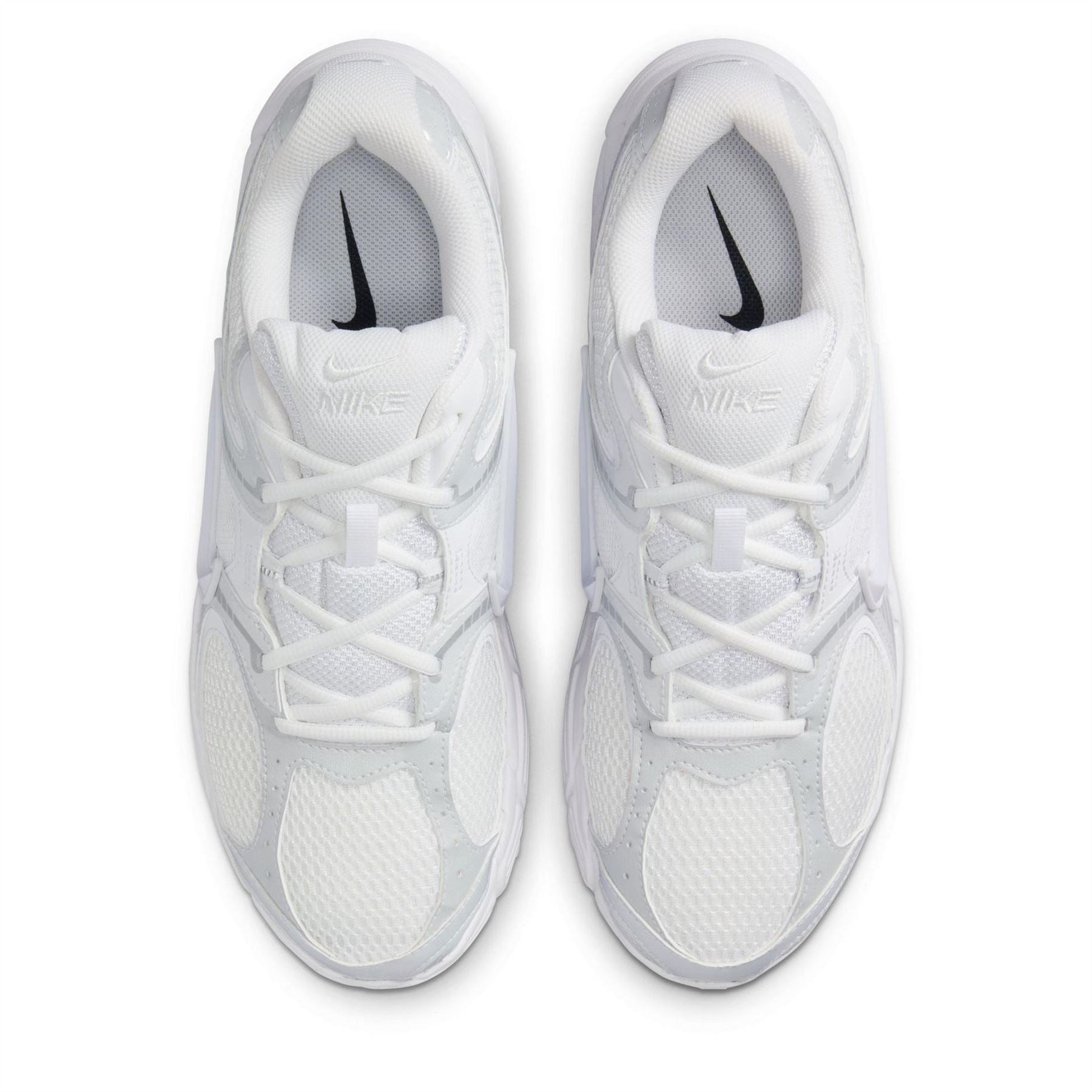 Nike Vomero 5 Running Flat Heel Trainers